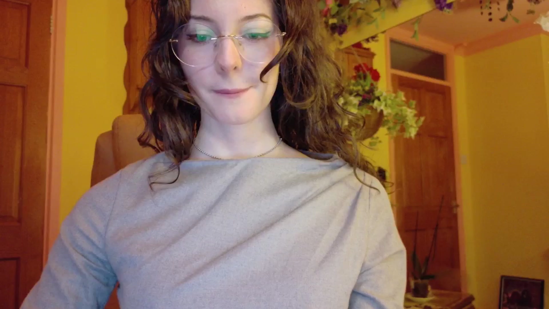 Gallery image thumbnail from porcelaincity's myfreecams stream on, 11/20/2025, 18:13 image 6 of 20