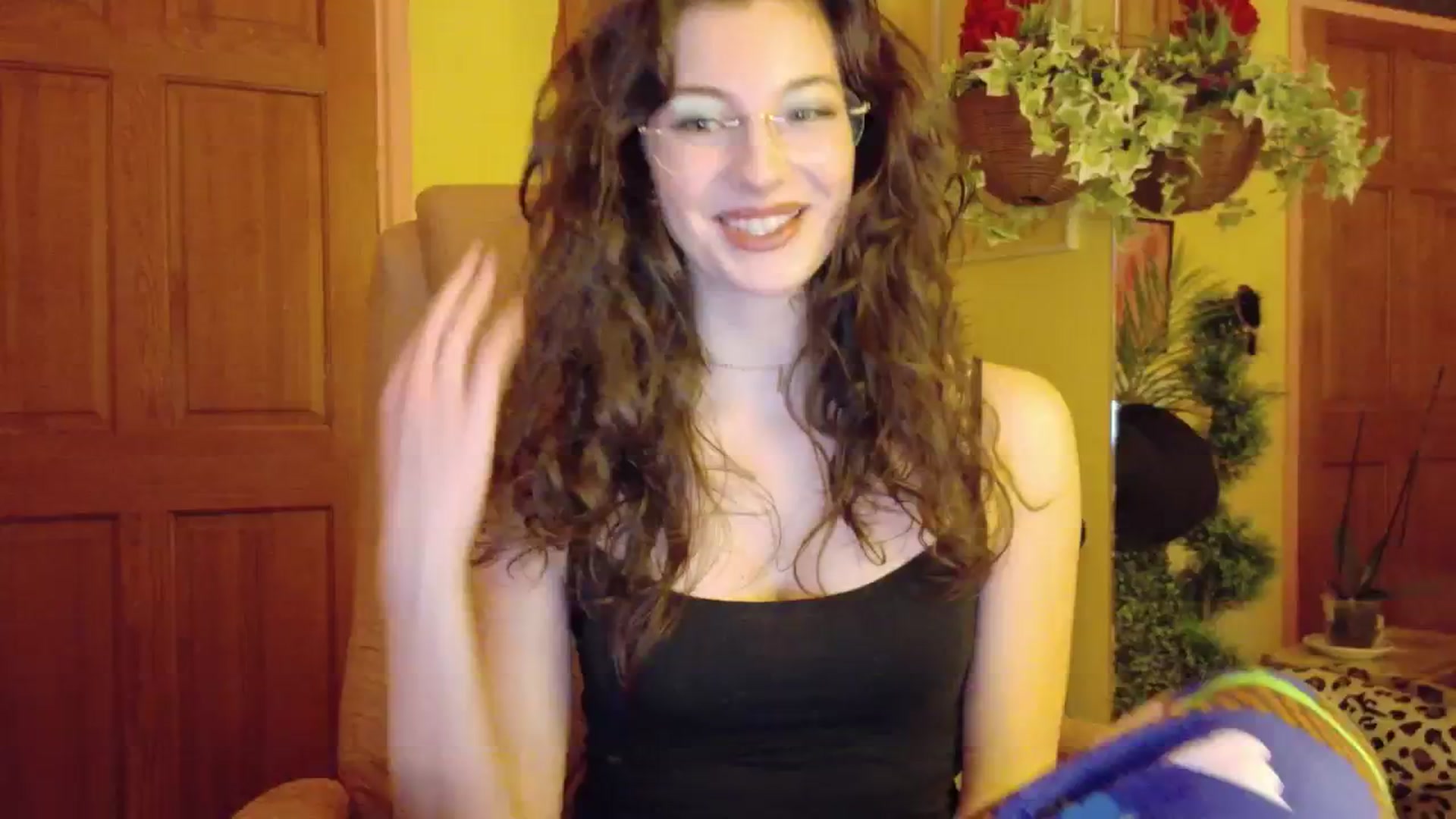 Gallery image thumbnail from porcelaincity's myfreecams stream on, 11/26/2025, 17:05 image 14 of 20
