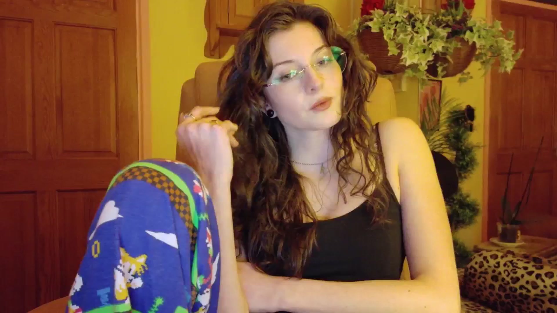 Gallery image thumbnail from porcelaincity's myfreecams stream on, 11/26/2025, 17:05 image 18 of 20