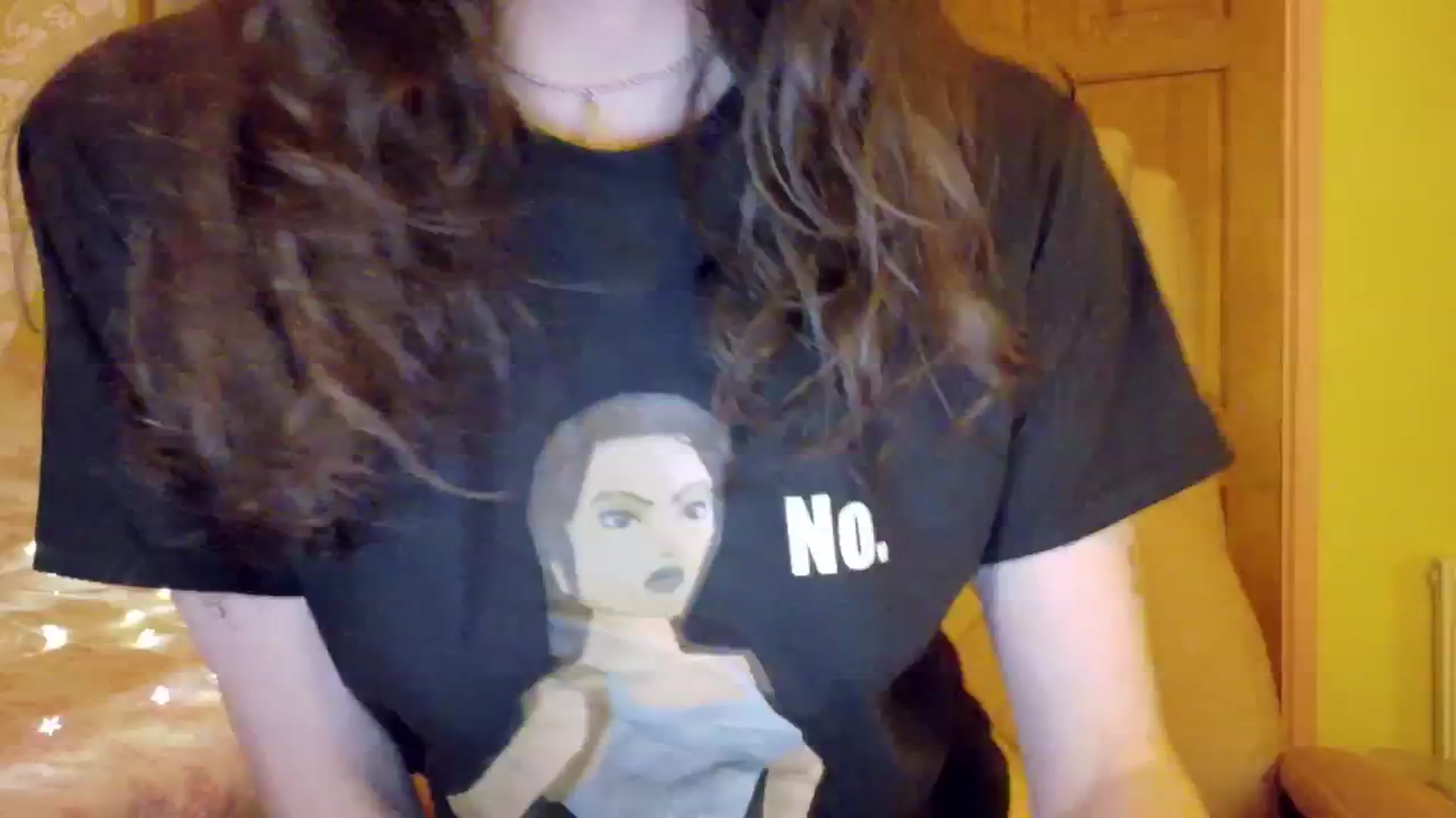 Gallery image thumbnail from porcelaincity's myfreecams stream on, 12/04/2025, 21:15 image 17 of 20