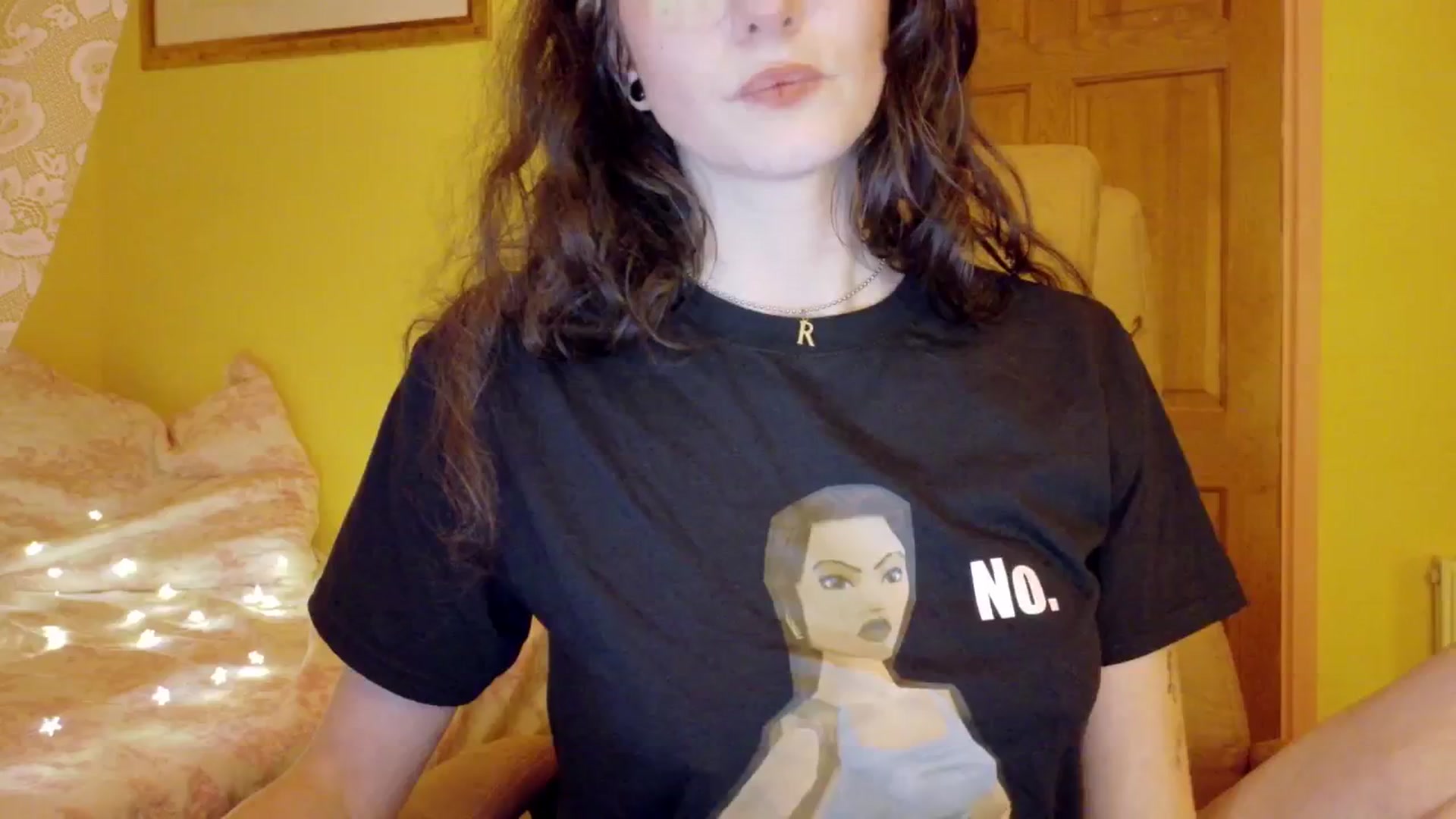 Gallery image thumbnail from porcelaincity's myfreecams stream on, 12/04/2025, 21:15 image 3 of 20