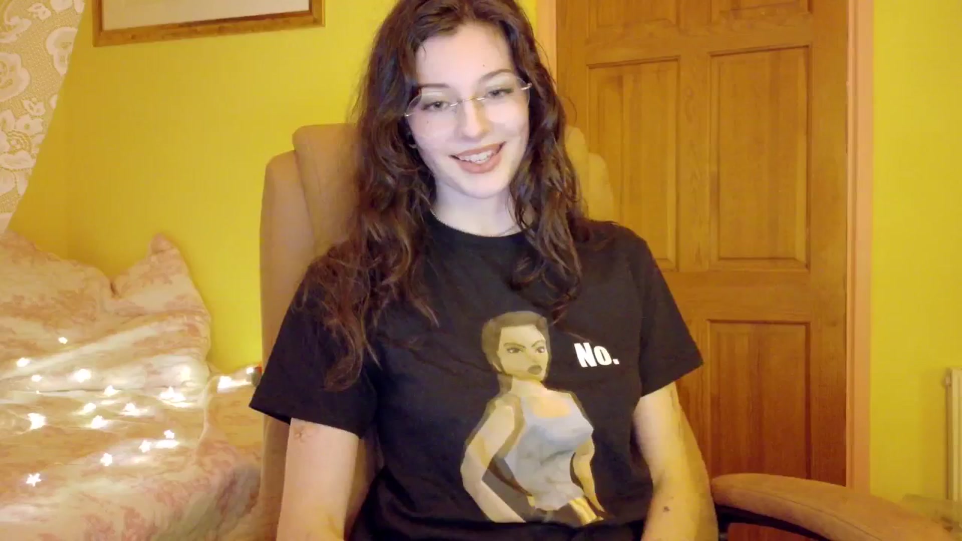 Gallery image thumbnail from porcelaincity's myfreecams stream on, 12/04/2025, 21:15 image 12 of 20