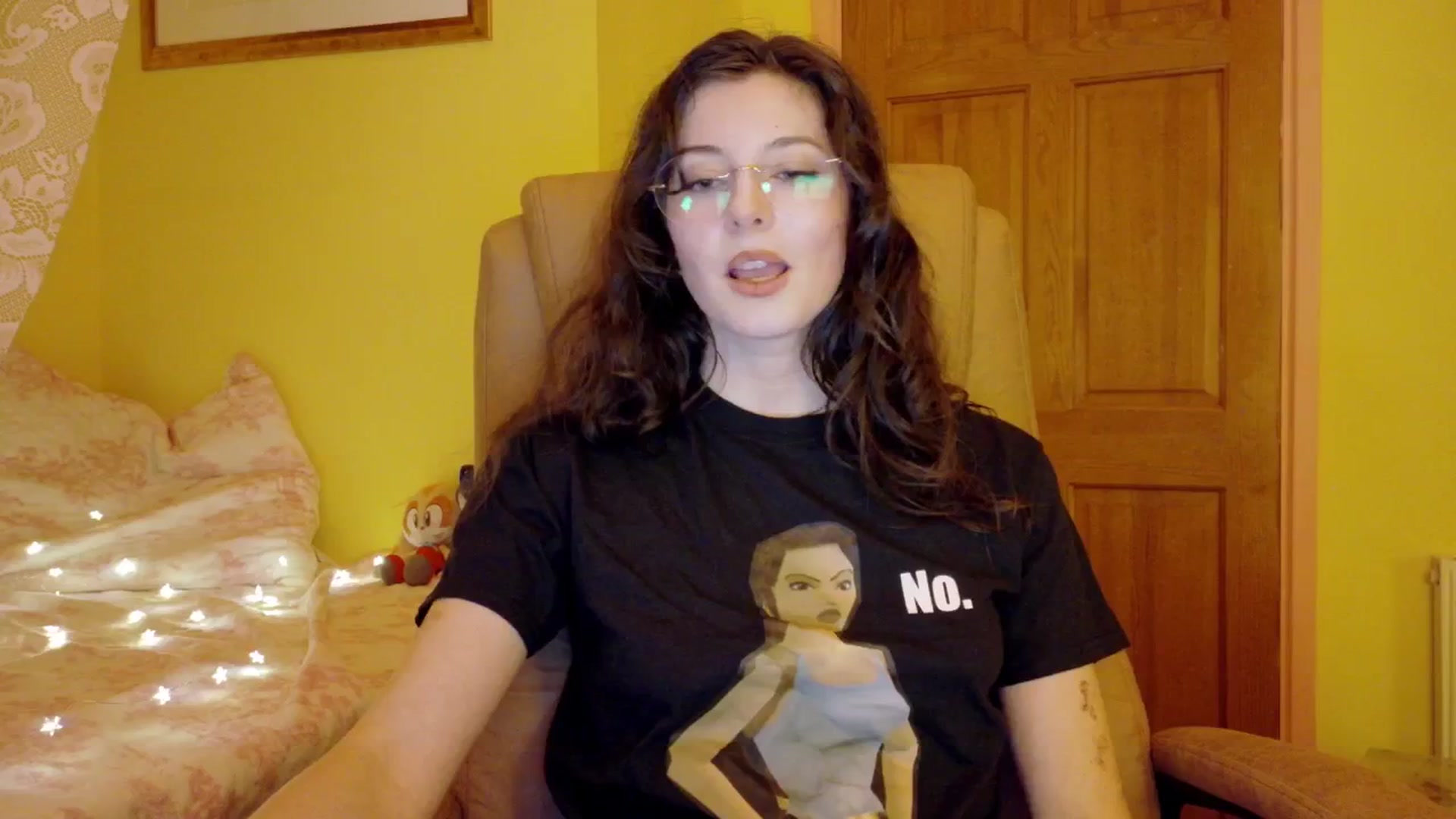 Gallery image thumbnail from porcelaincity's myfreecams stream on, 12/04/2025, 21:15 image 15 of 20