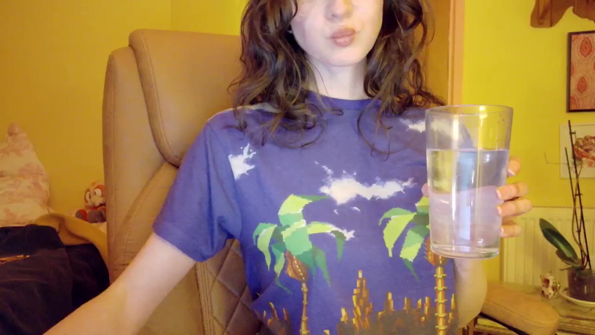 Gallery image thumbnail from porcelaincity's myfreecams stream on, 12/09/2025, 20:21 image 17 of 20