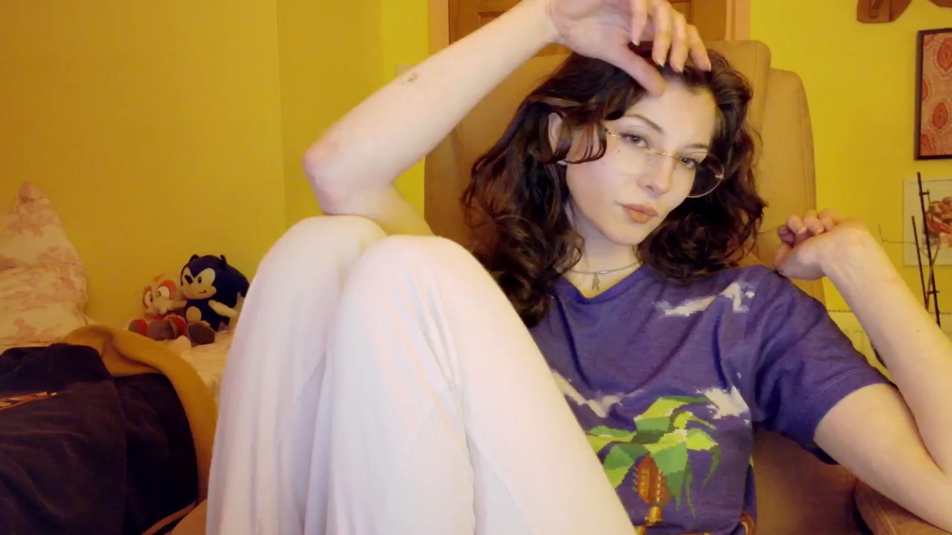 Gallery image thumbnail from porcelaincity's myfreecams stream on, 12/09/2025, 20:21 image 8 of 20