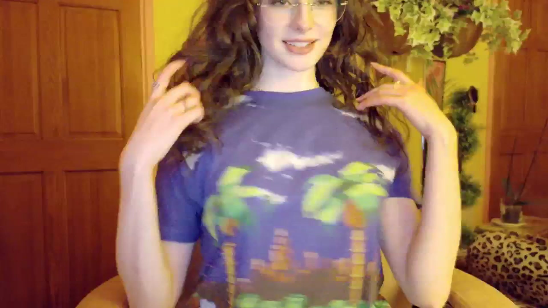 Gallery image thumbnail from porcelaincity's myfreecams stream on, 12/10/2025, 17:28 image 3 of 20