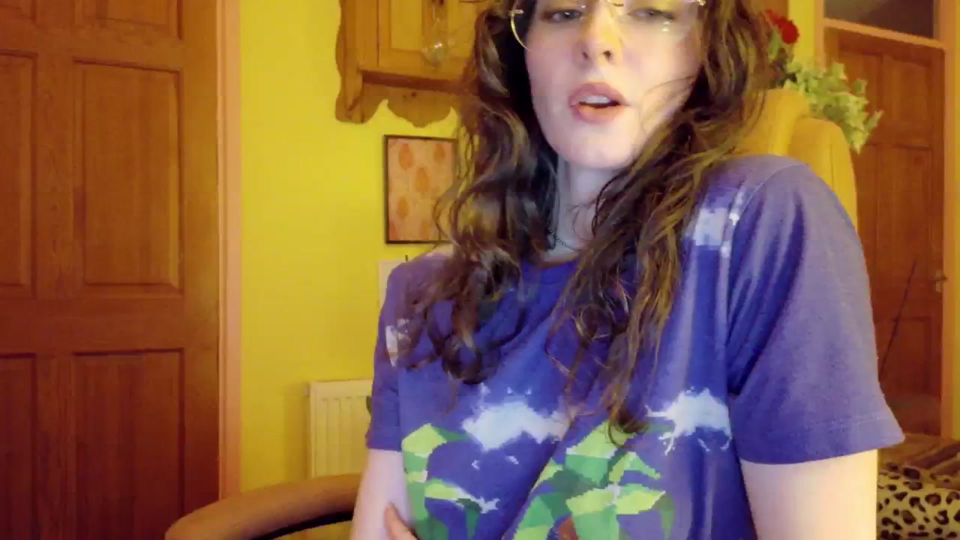 Gallery image thumbnail from porcelaincity's myfreecams stream on, 12/10/2025, 17:28 image 16 of 20