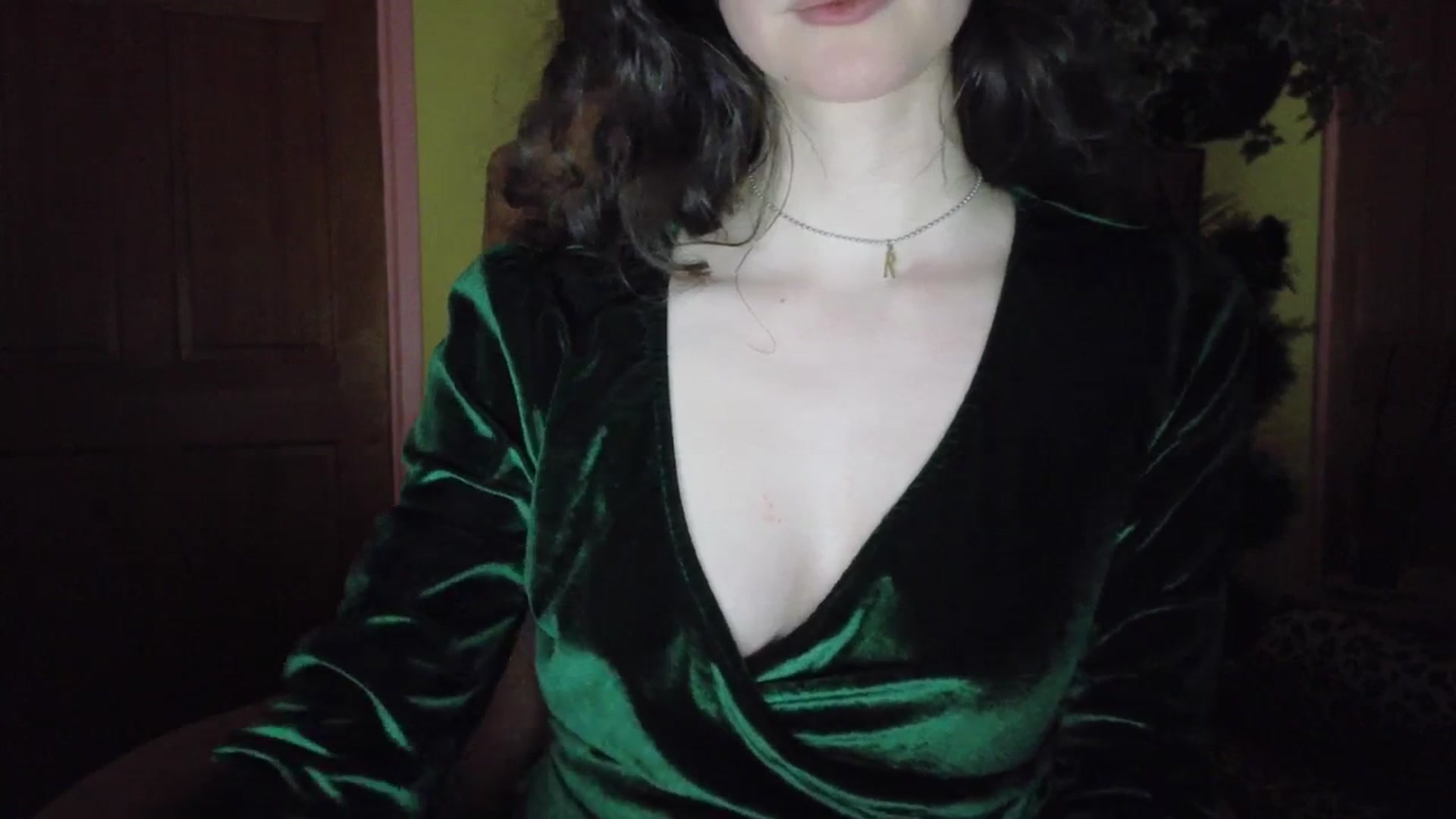 Gallery image thumbnail from porcelaincity's myfreecams stream on, 12/11/2025, 17:58 image 17 of 20