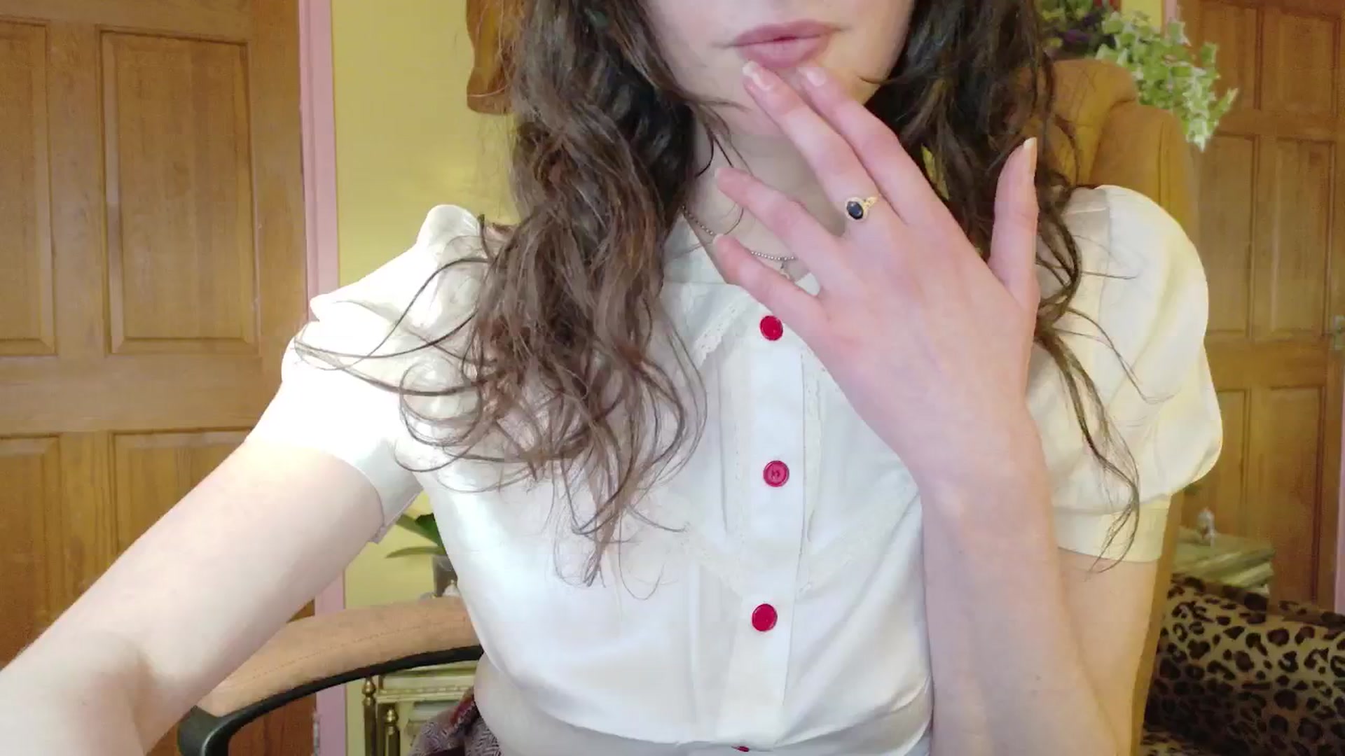 Gallery image thumbnail from porcelaincity's myfreecams stream on, 01/05/2026, 16:57 image 4 of 20