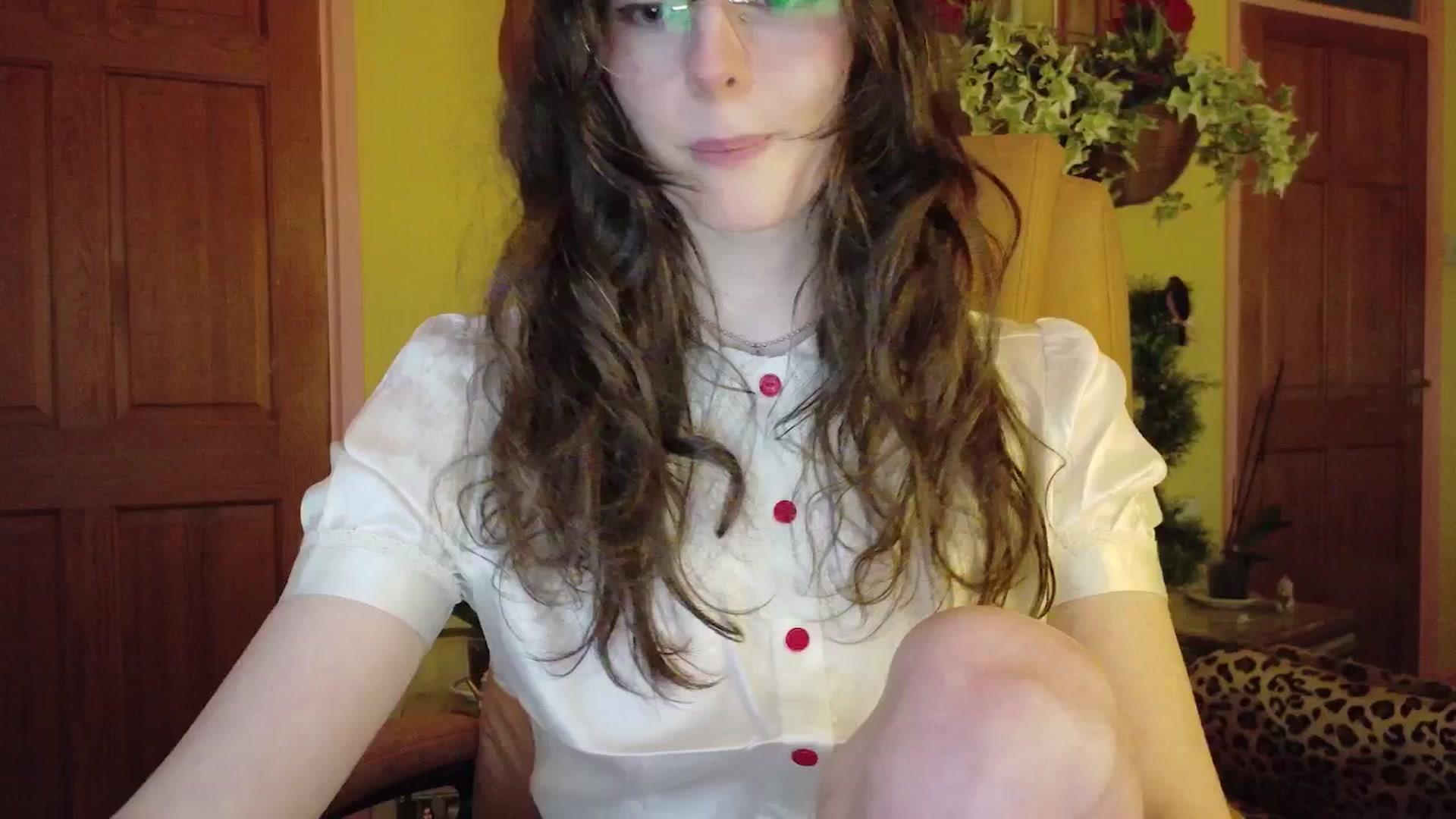 Gallery image thumbnail from porcelaincity's myfreecams stream on, 01/05/2026, 16:57 image 15 of 20