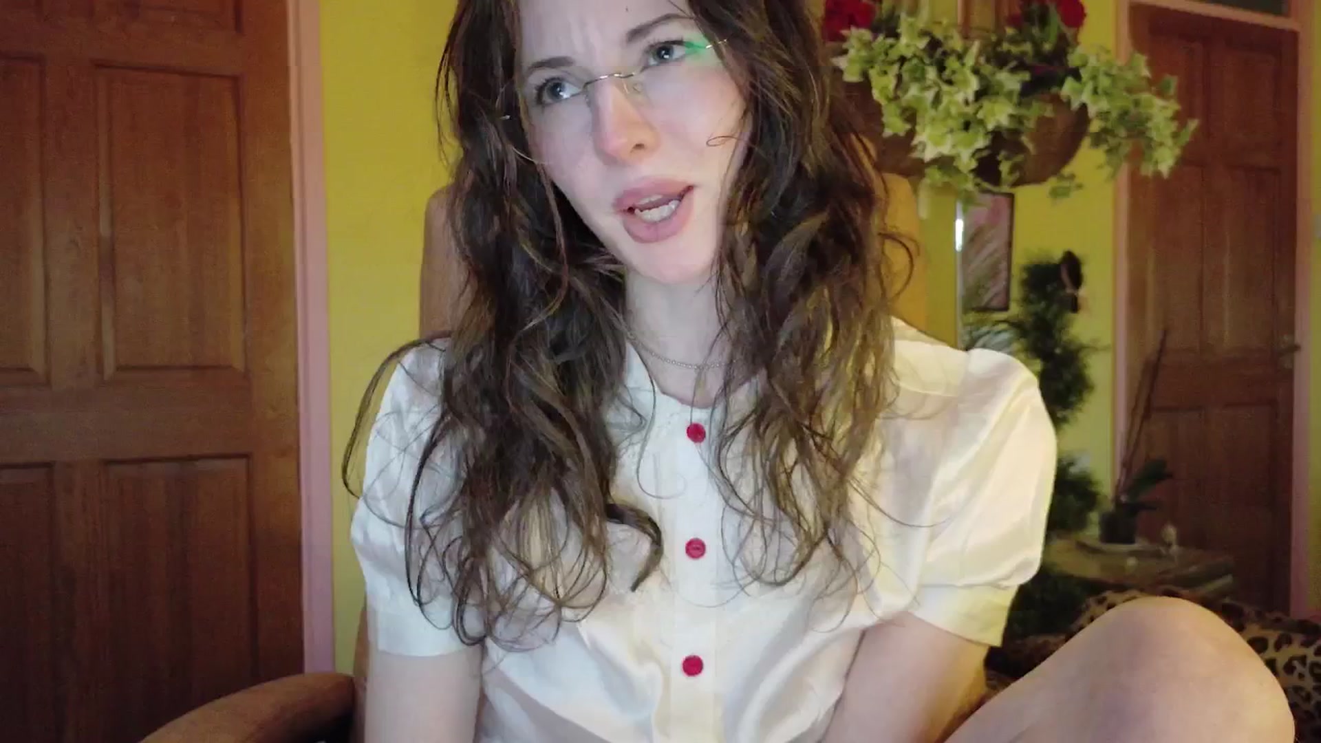 Gallery image thumbnail from porcelaincity's myfreecams stream on, 01/05/2026, 16:57 image 14 of 20