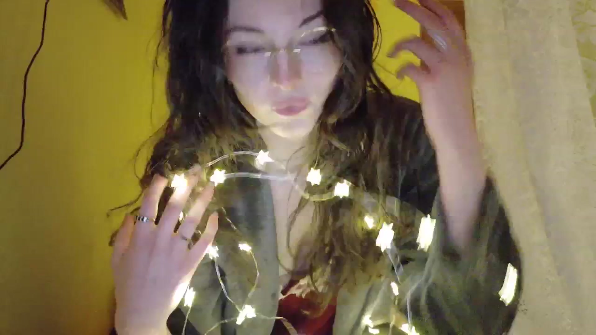 Gallery image thumbnail from porcelaincity's myfreecams stream on, 01/05/2026, 20:17 image 1 of 20
