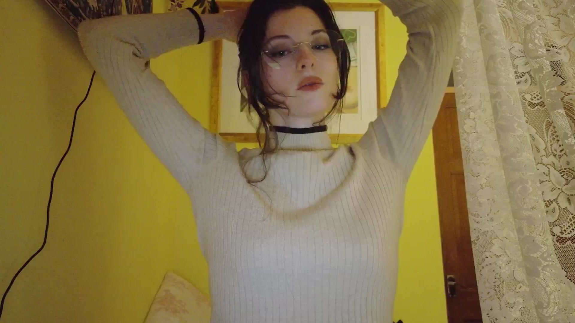 Gallery image thumbnail from porcelaincity's myfreecams stream on, 01/06/2026, 19:43 image 11 of 20