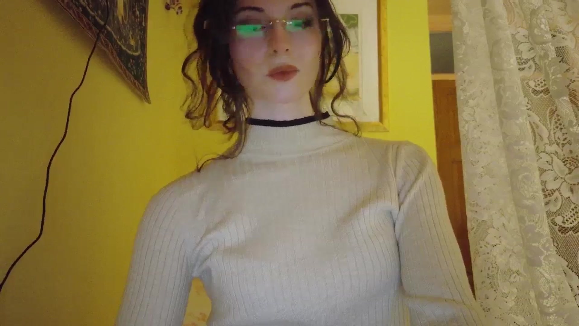 Gallery image thumbnail from porcelaincity's myfreecams stream on, 01/06/2026, 19:43 image 14 of 20