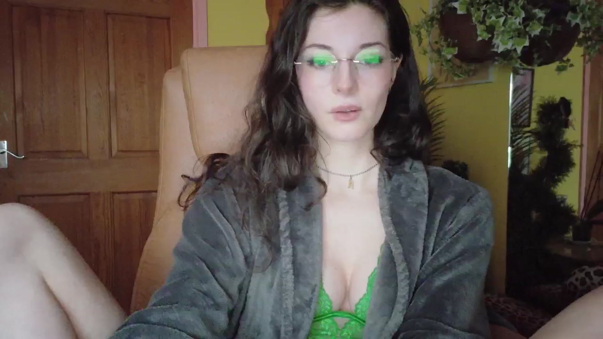 Gallery image thumbnail from porcelaincity's myfreecams stream on, 01/07/2026, 17:21 image 8 of 20