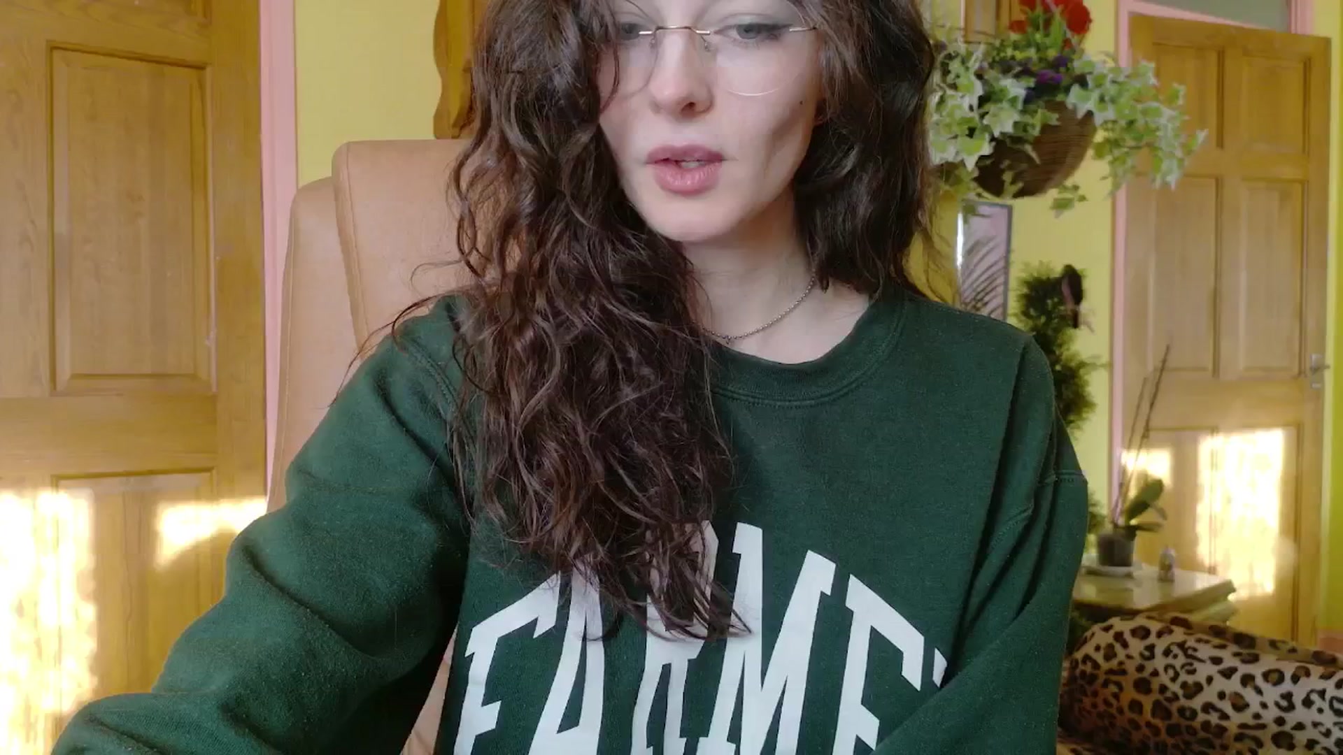 Gallery image thumbnail from porcelaincity's myfreecams stream on, 01/09/2026, 13:47 image 7 of 20