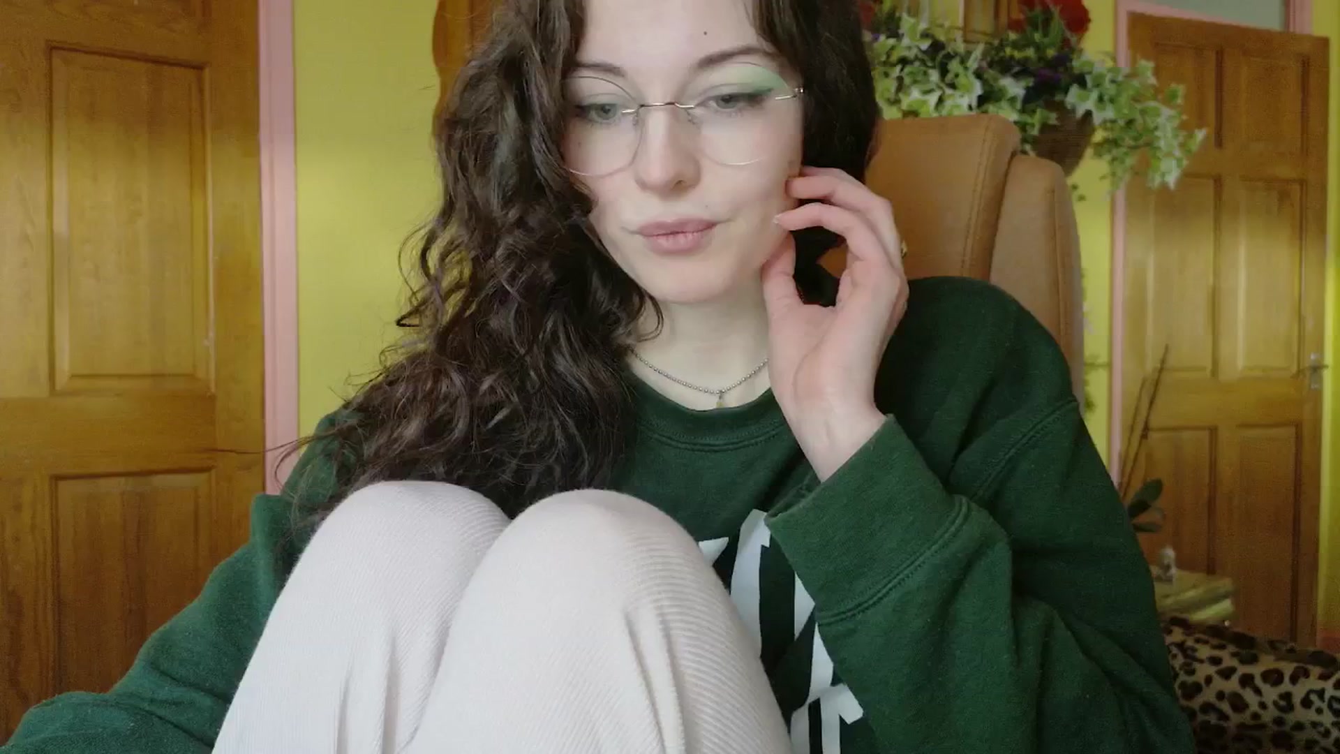 Gallery image thumbnail from porcelaincity's myfreecams stream on, 01/09/2026, 13:47 image 1 of 20