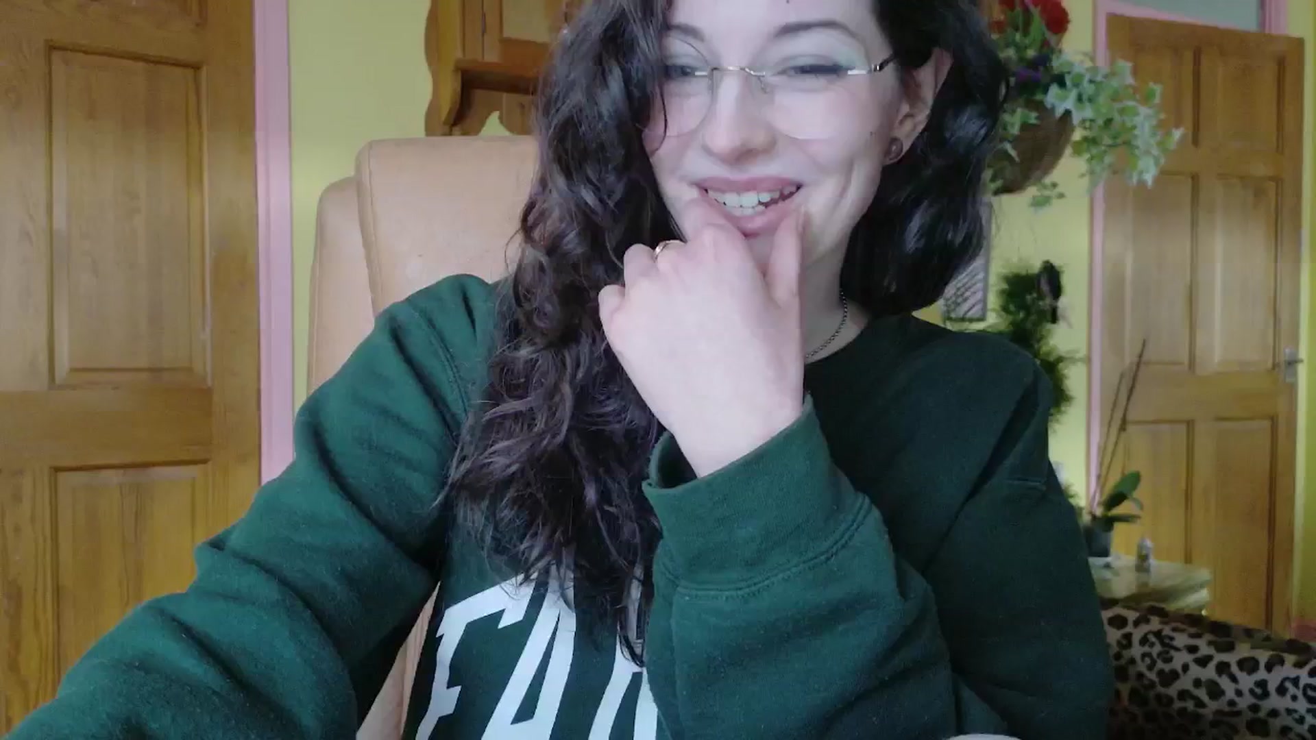 Gallery image thumbnail from porcelaincity's myfreecams stream on, 01/09/2026, 13:47 image 15 of 20