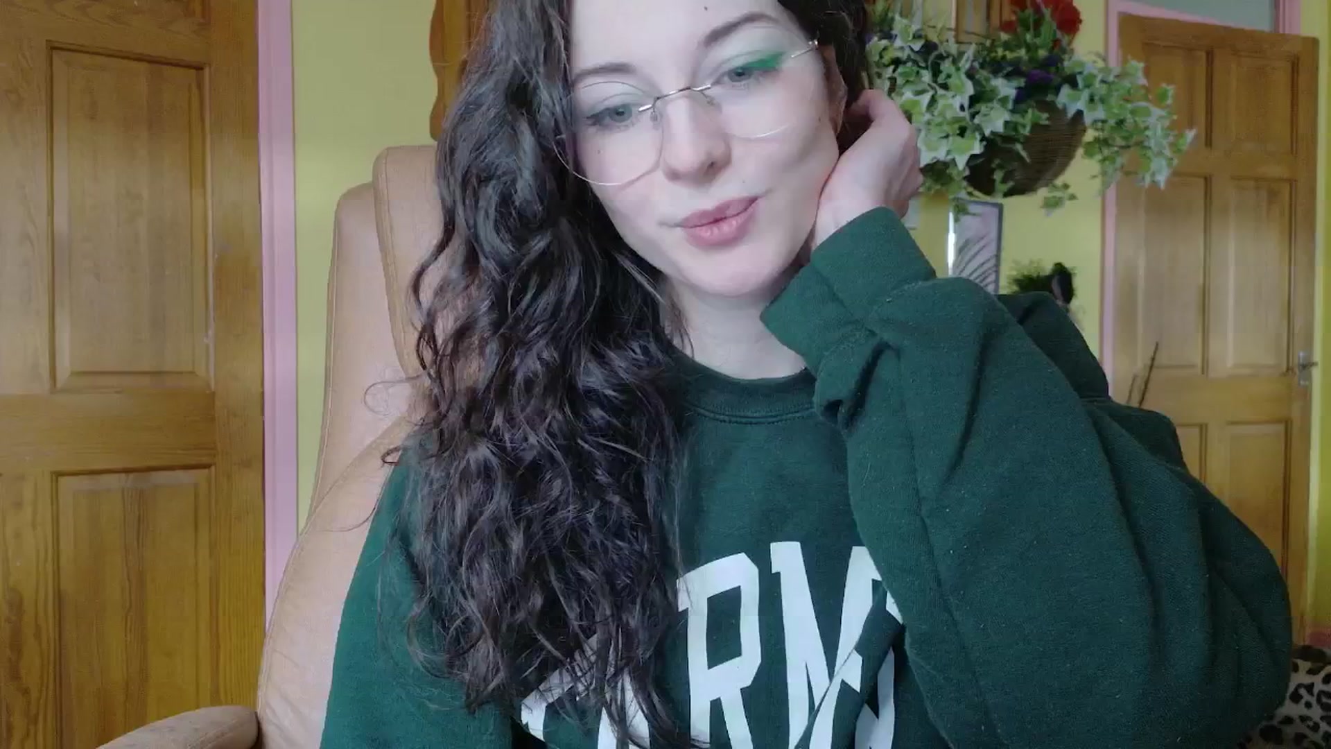 Gallery image thumbnail from porcelaincity's myfreecams stream on, 01/09/2026, 13:47 image 5 of 20