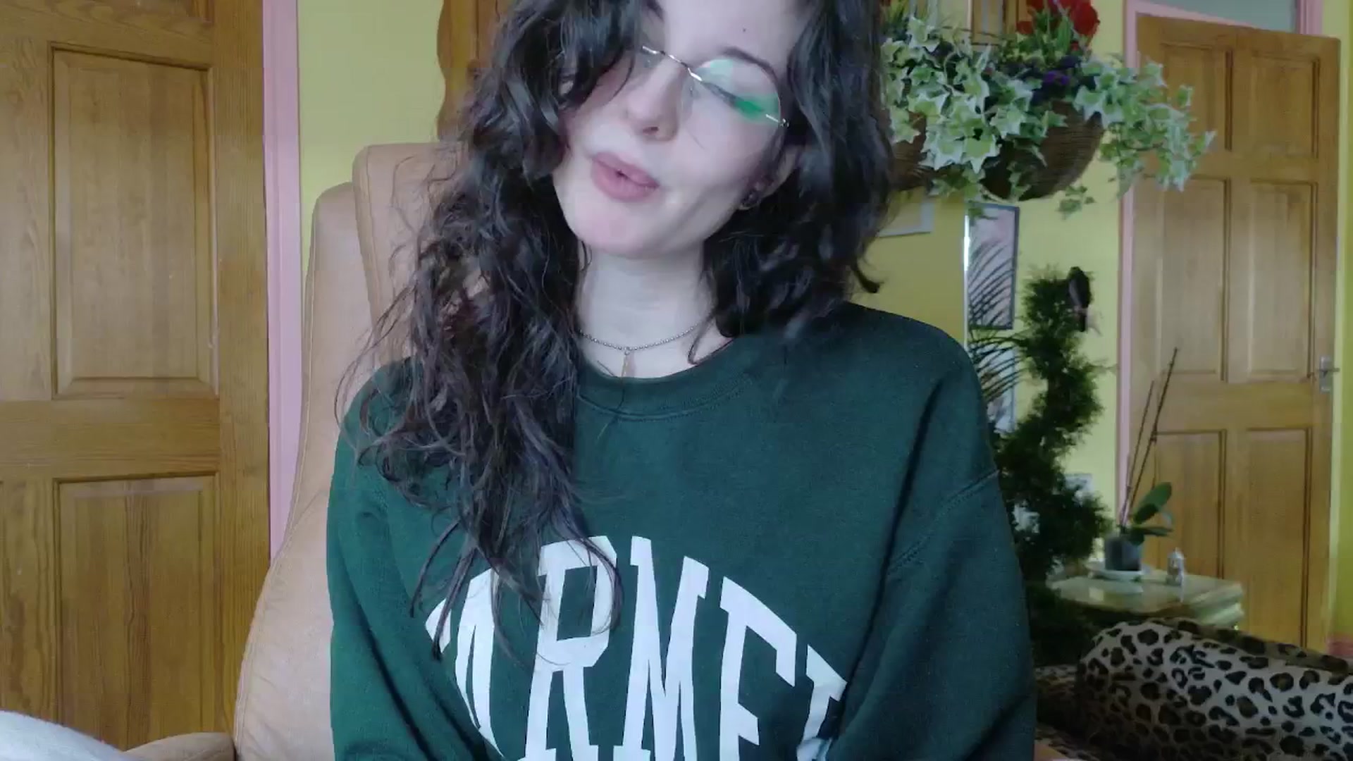 Gallery image thumbnail from porcelaincity's myfreecams stream on, 01/09/2026, 13:47 image 20 of 20