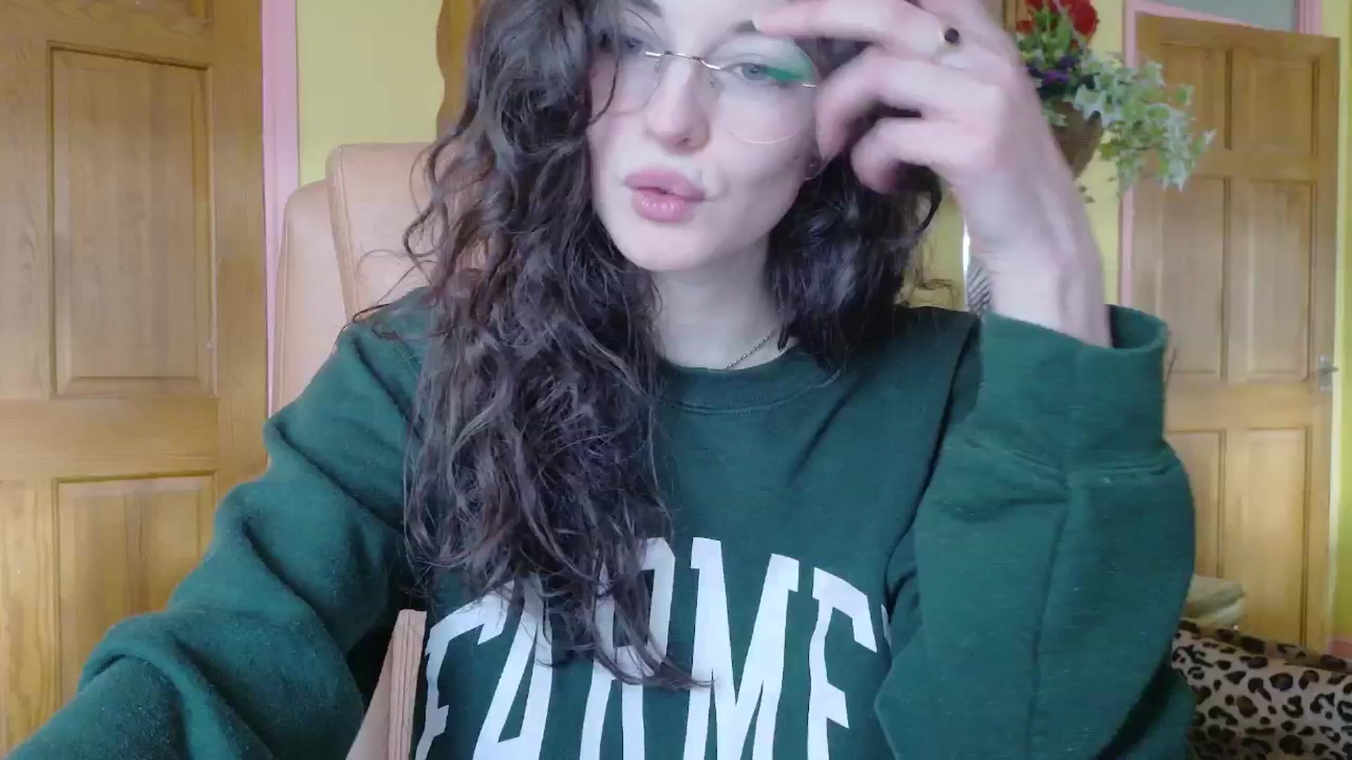 Gallery image thumbnail from porcelaincity's myfreecams stream on, 01/09/2026, 13:47 image 8 of 20