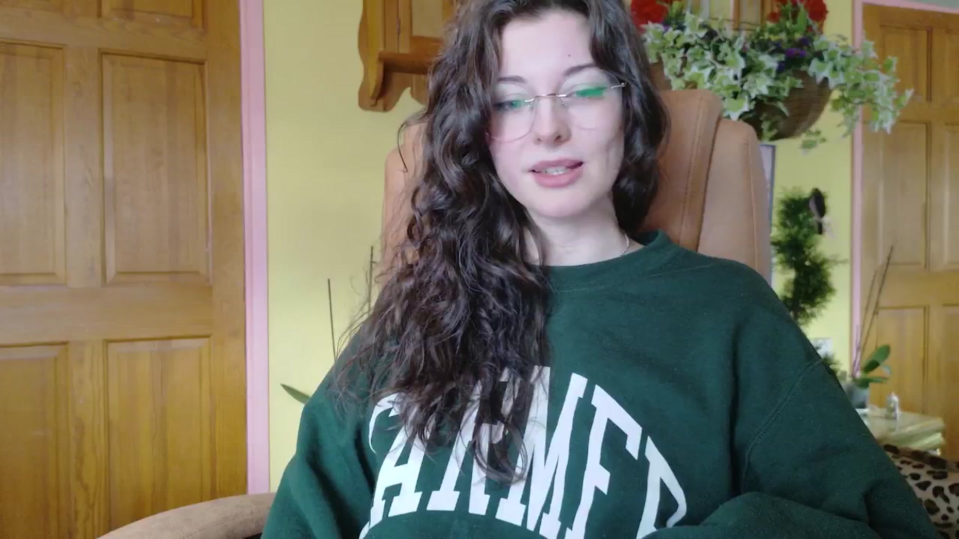 Gallery image thumbnail from porcelaincity's myfreecams stream on, 01/09/2026, 15:23 image 7 of 20