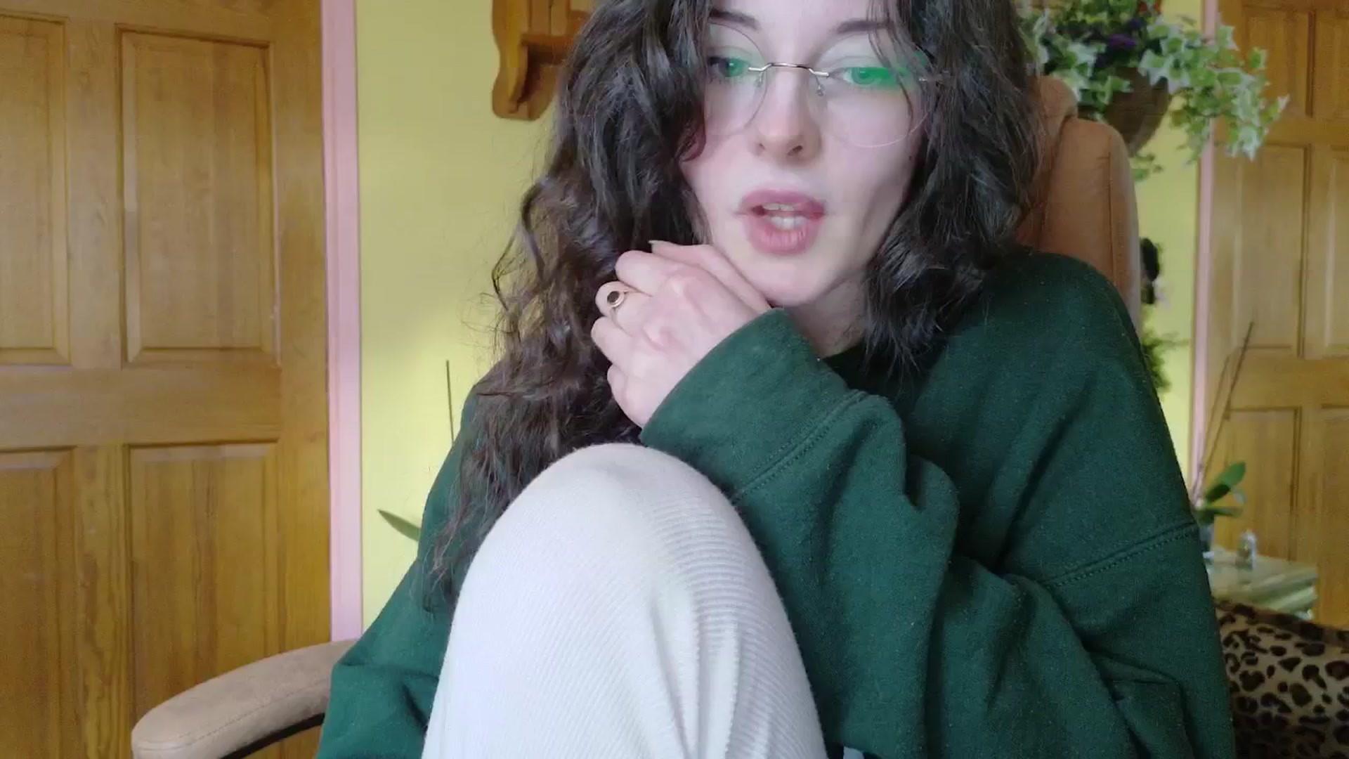 Gallery image thumbnail from porcelaincity's myfreecams stream on, 01/09/2026, 15:23 image 13 of 20