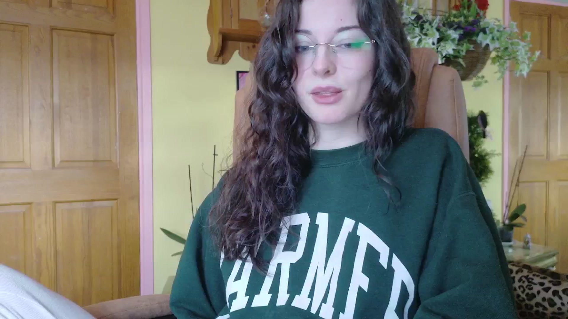 Gallery image thumbnail from porcelaincity's myfreecams stream on, 01/09/2026, 15:23 image 9 of 20