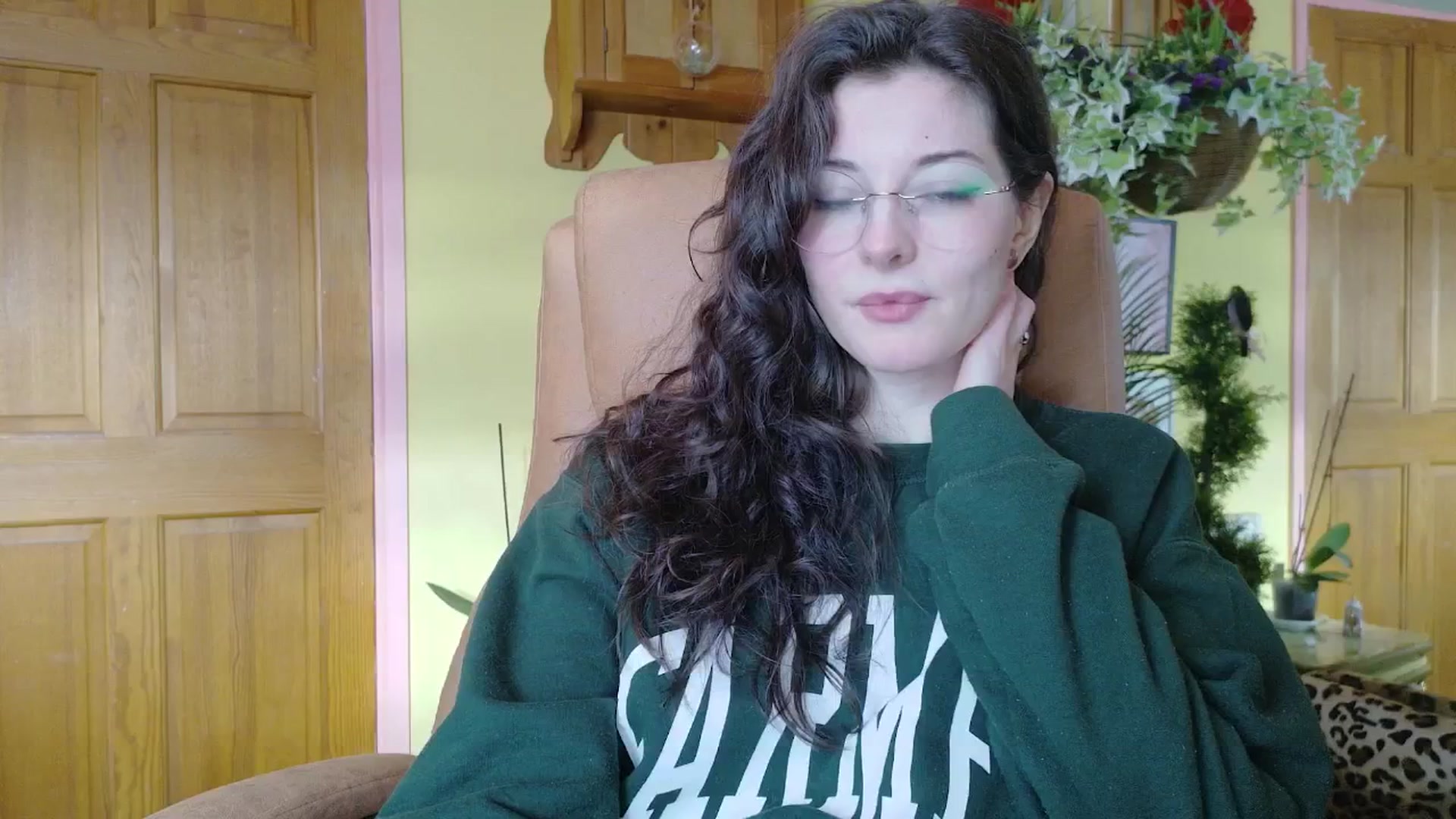 Gallery image thumbnail from porcelaincity's myfreecams stream on, 01/09/2026, 15:23 image 6 of 20