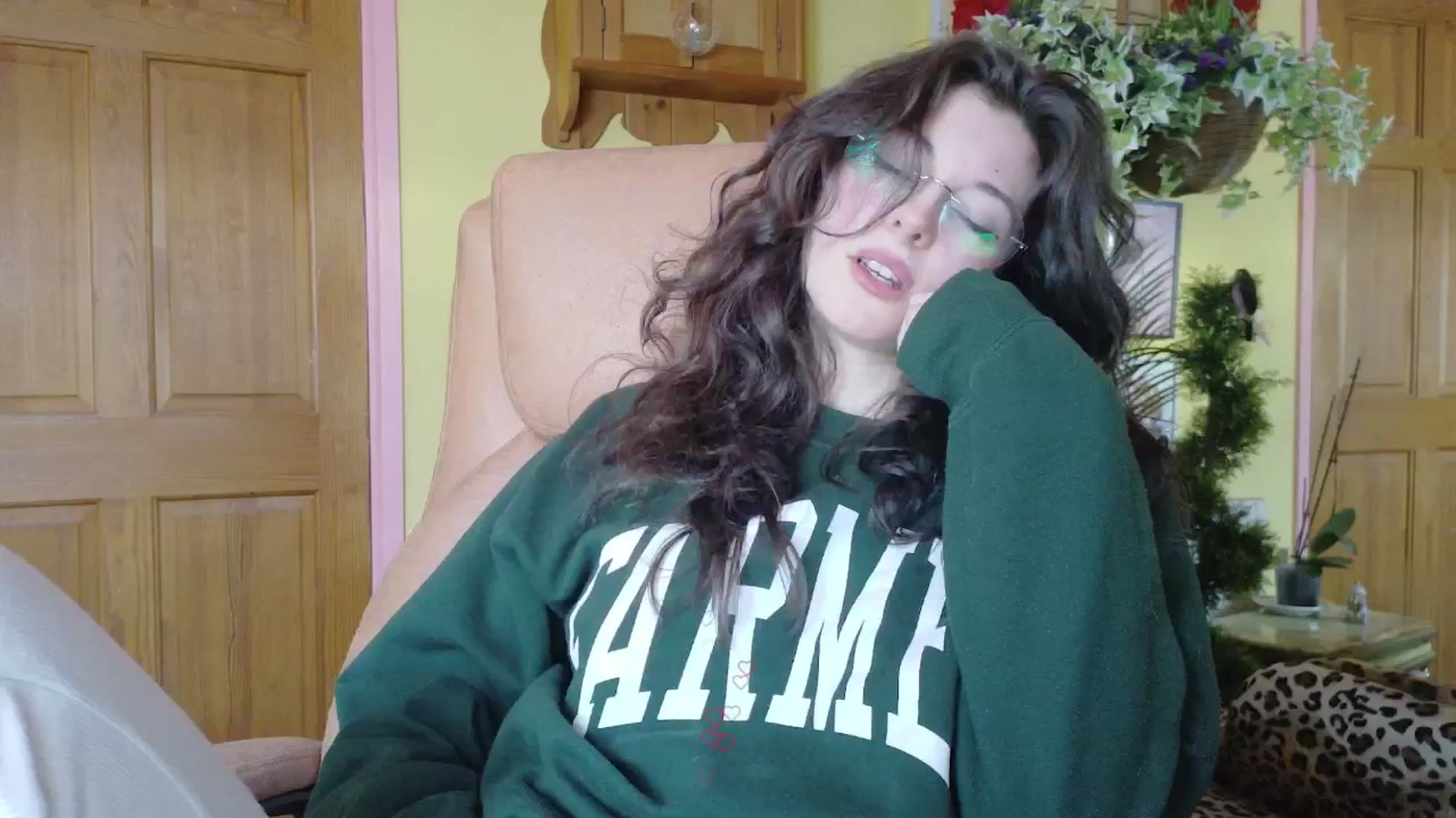 Gallery image thumbnail from porcelaincity's myfreecams stream on, 01/09/2026, 15:23 image 15 of 20