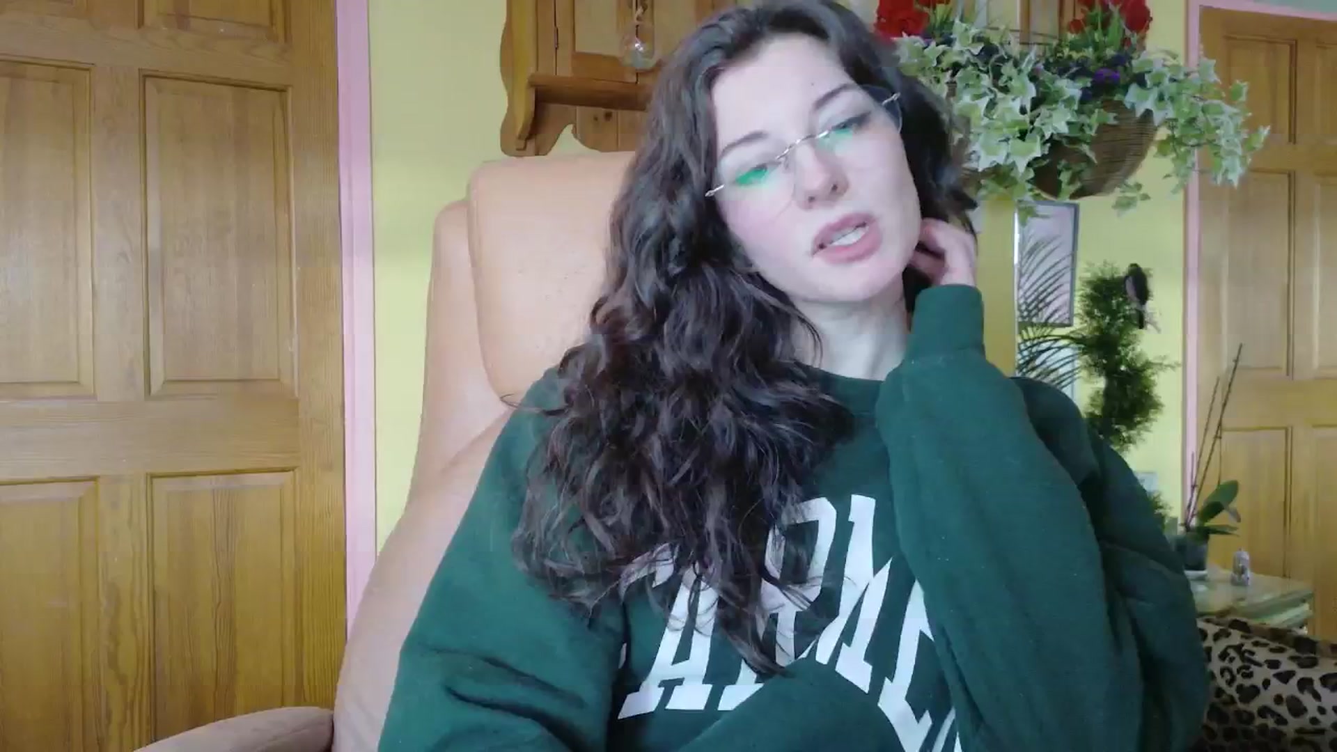 Gallery image thumbnail from porcelaincity's myfreecams stream on, 01/09/2026, 15:23 image 3 of 20