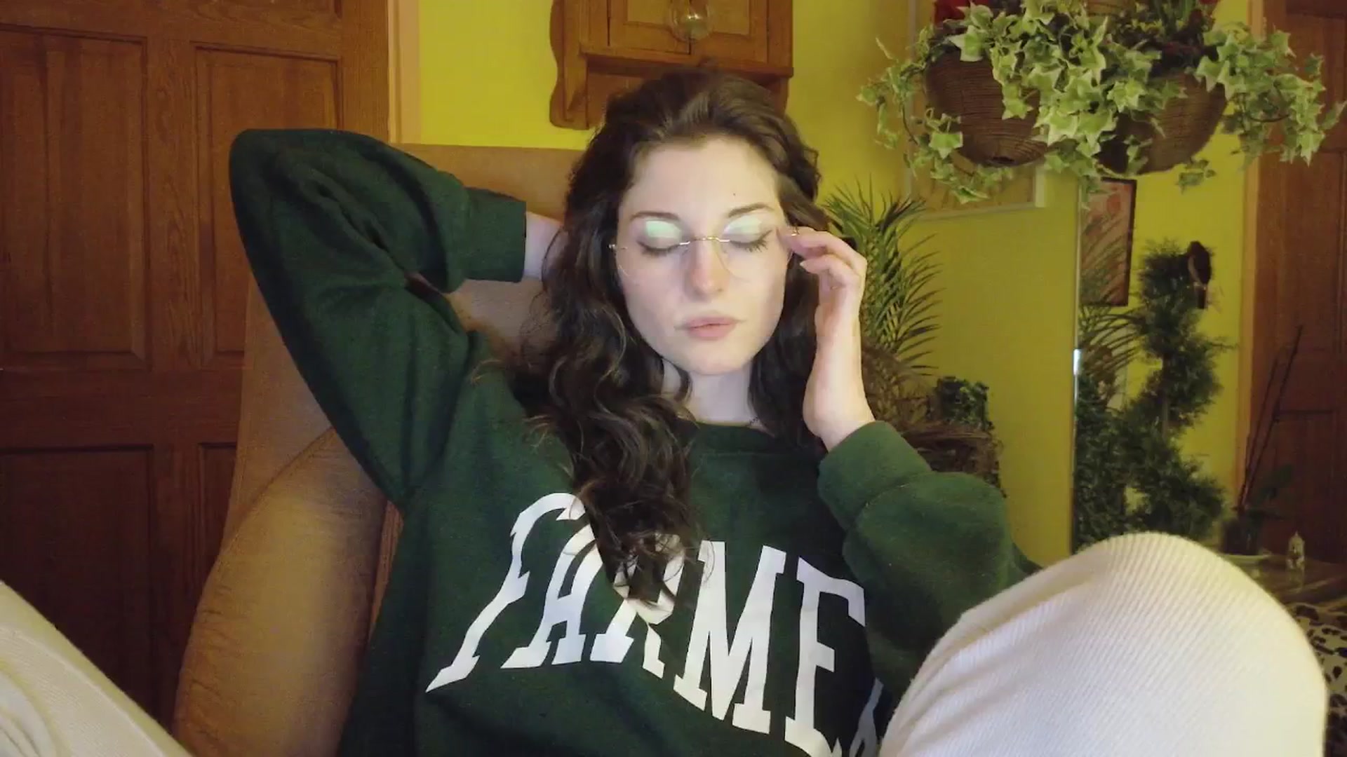 Gallery image thumbnail from porcelaincity's myfreecams stream on, 01/09/2026, 19:18 image 9 of 20