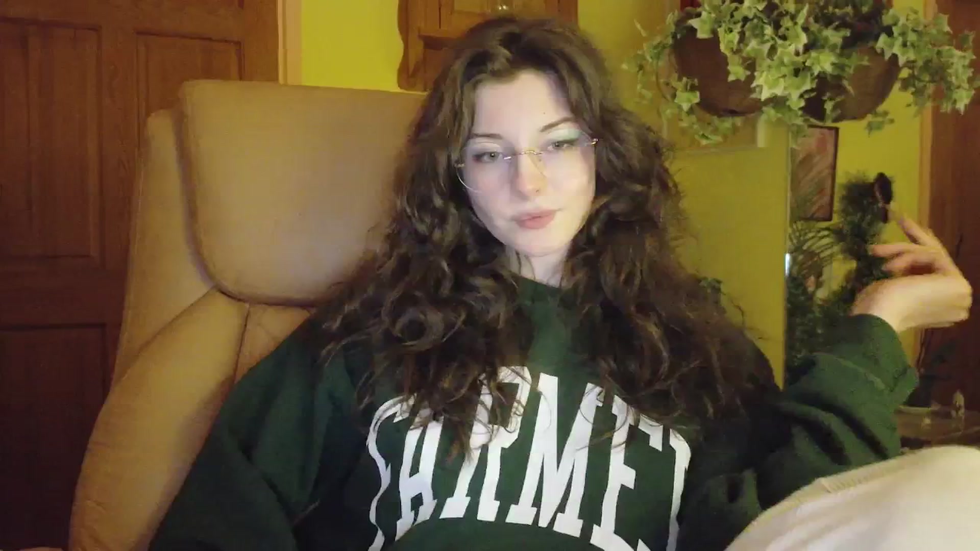 Gallery image thumbnail from porcelaincity's myfreecams stream on, 01/09/2026, 19:18 image 8 of 20