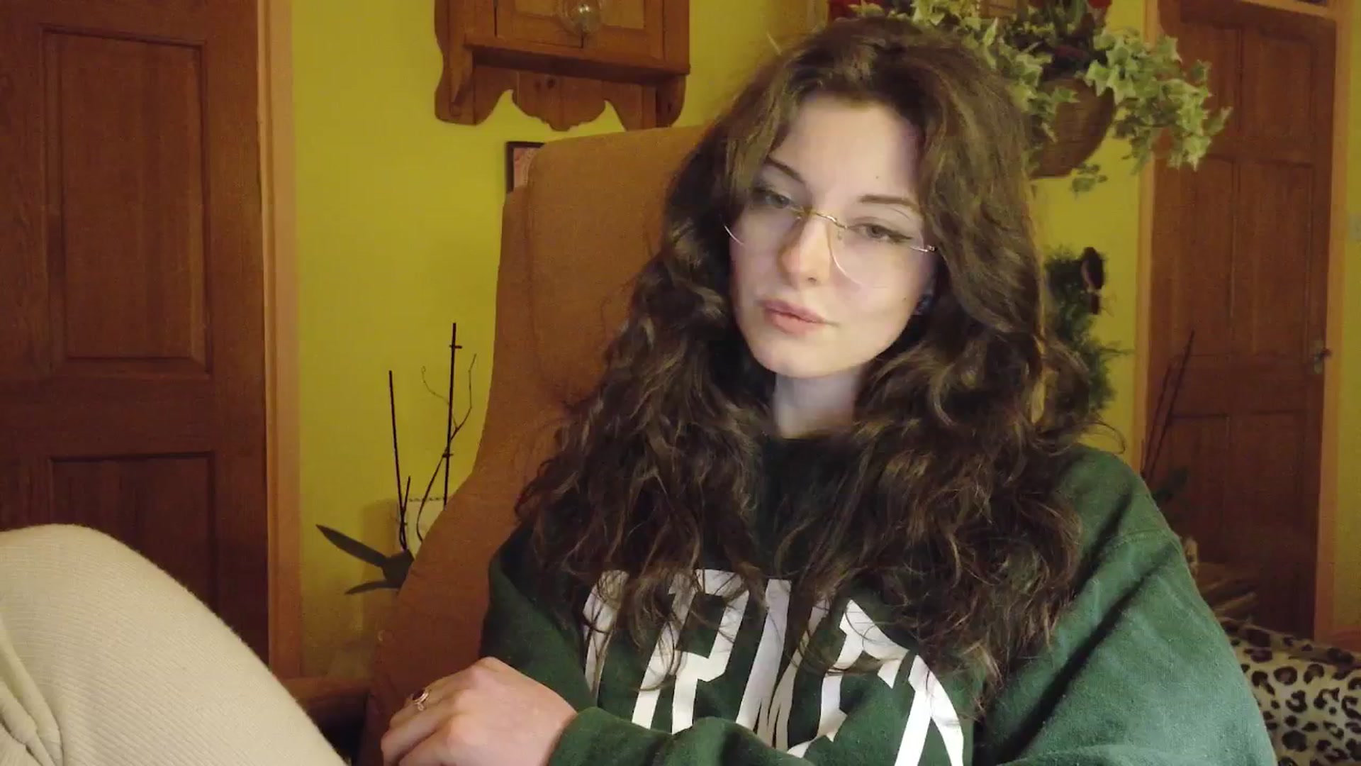 Gallery image thumbnail from porcelaincity's myfreecams stream on, 01/09/2026, 19:18 image 3 of 20