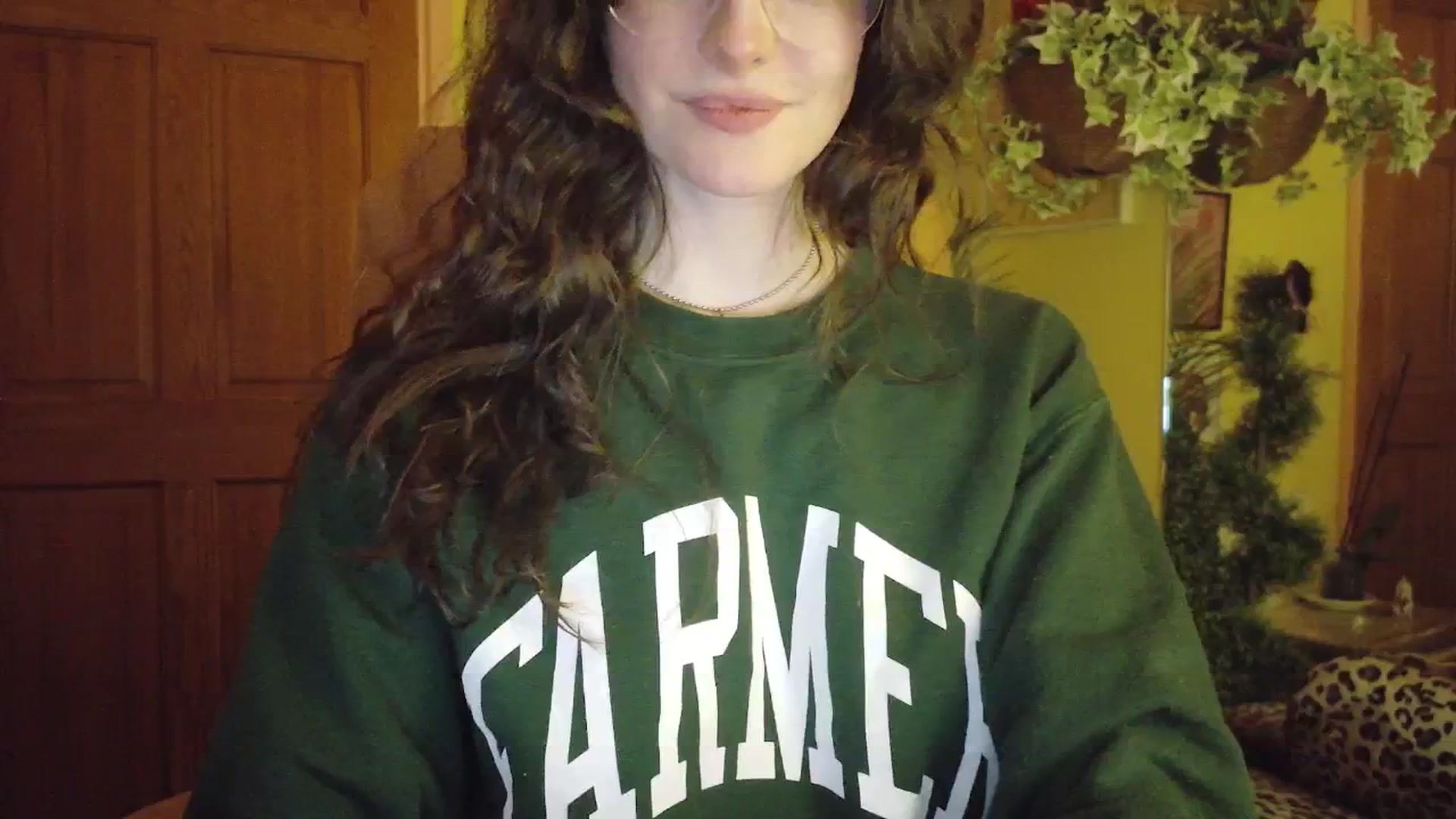 Gallery image thumbnail from porcelaincity's myfreecams stream on, 01/09/2026, 19:18 image 14 of 20