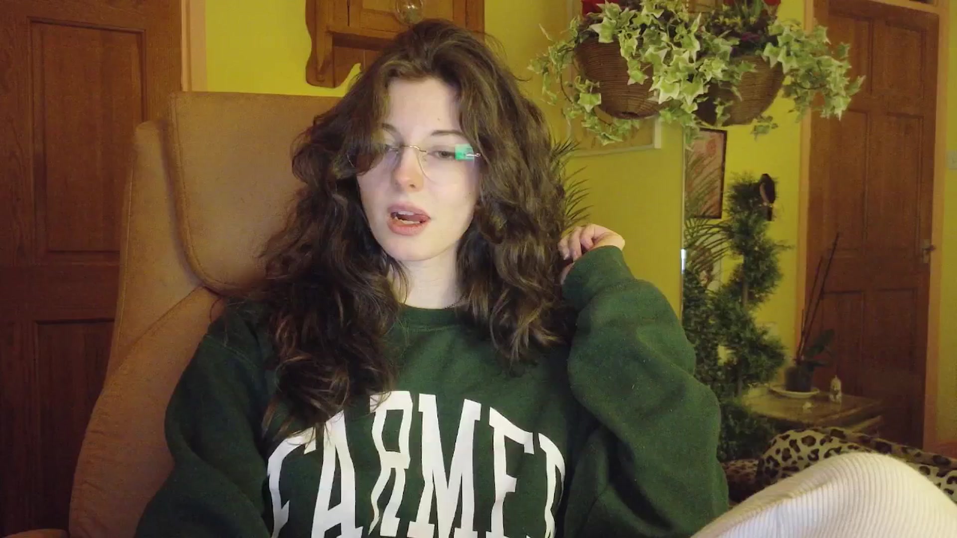 Gallery image thumbnail from porcelaincity's myfreecams stream on, 01/09/2026, 19:18 image 5 of 20