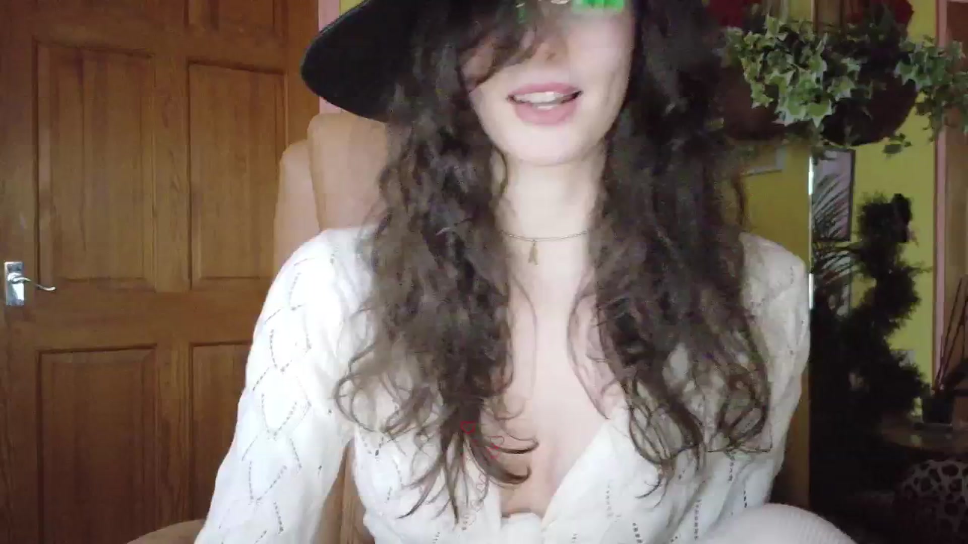 Gallery image thumbnail from porcelaincity's myfreecams stream on, 01/12/2026, 16:56 image 7 of 20
