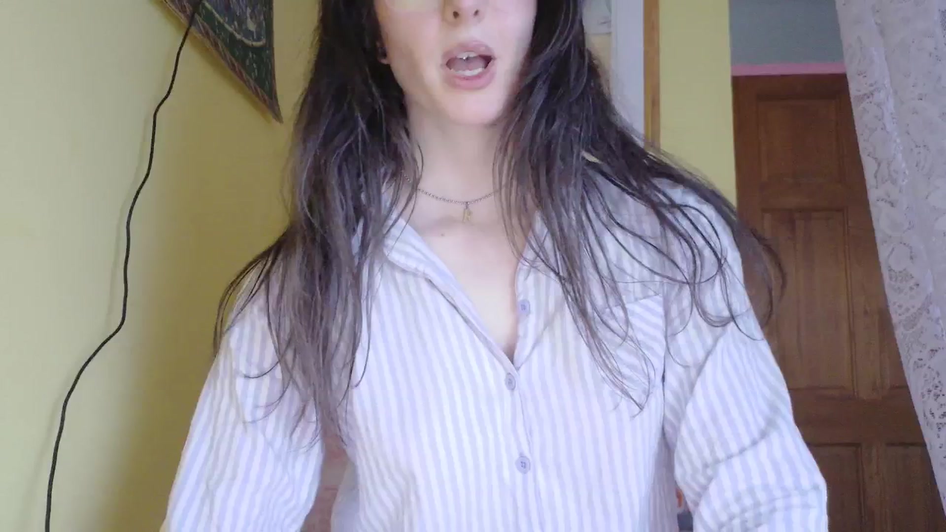 Gallery image thumbnail from porcelaincity's myfreecams stream on, 01/22/2026, 16:22 image 13 of 20