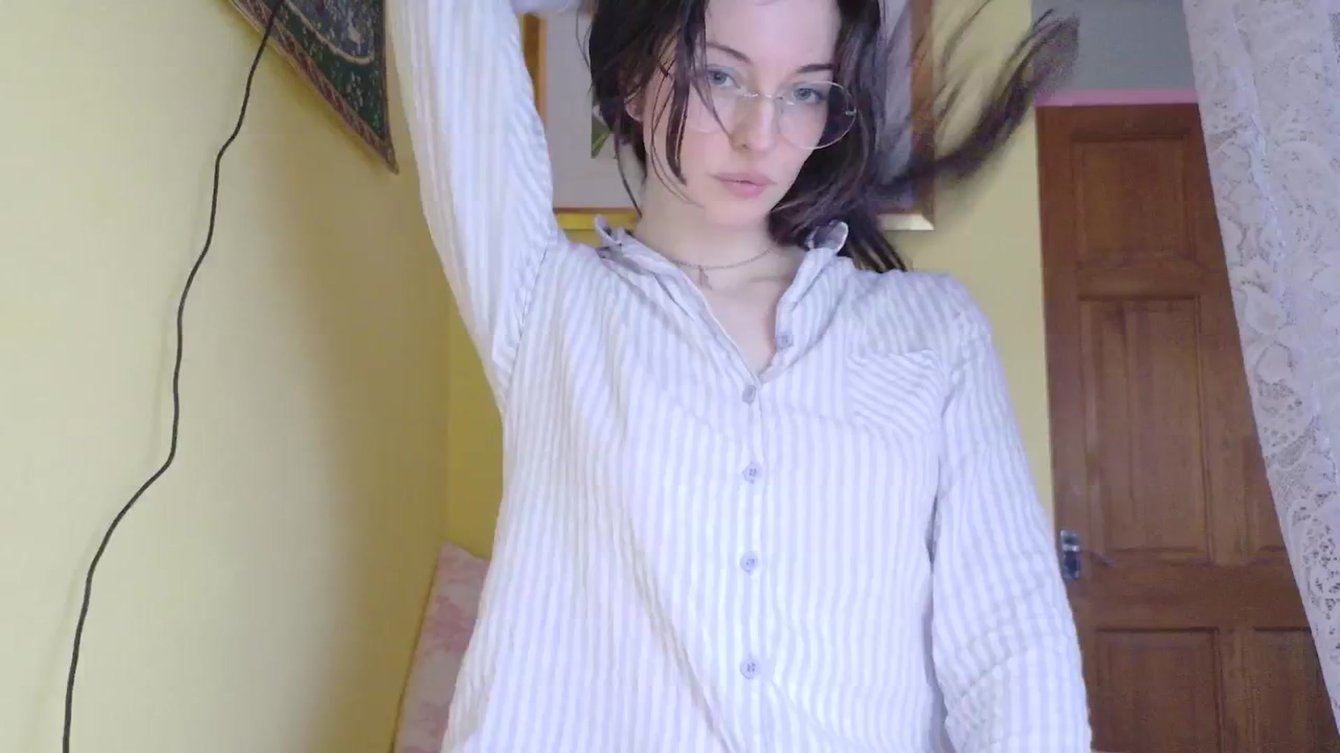 Gallery image thumbnail from porcelaincity's myfreecams stream on, 01/22/2026, 16:22 image 11 of 20