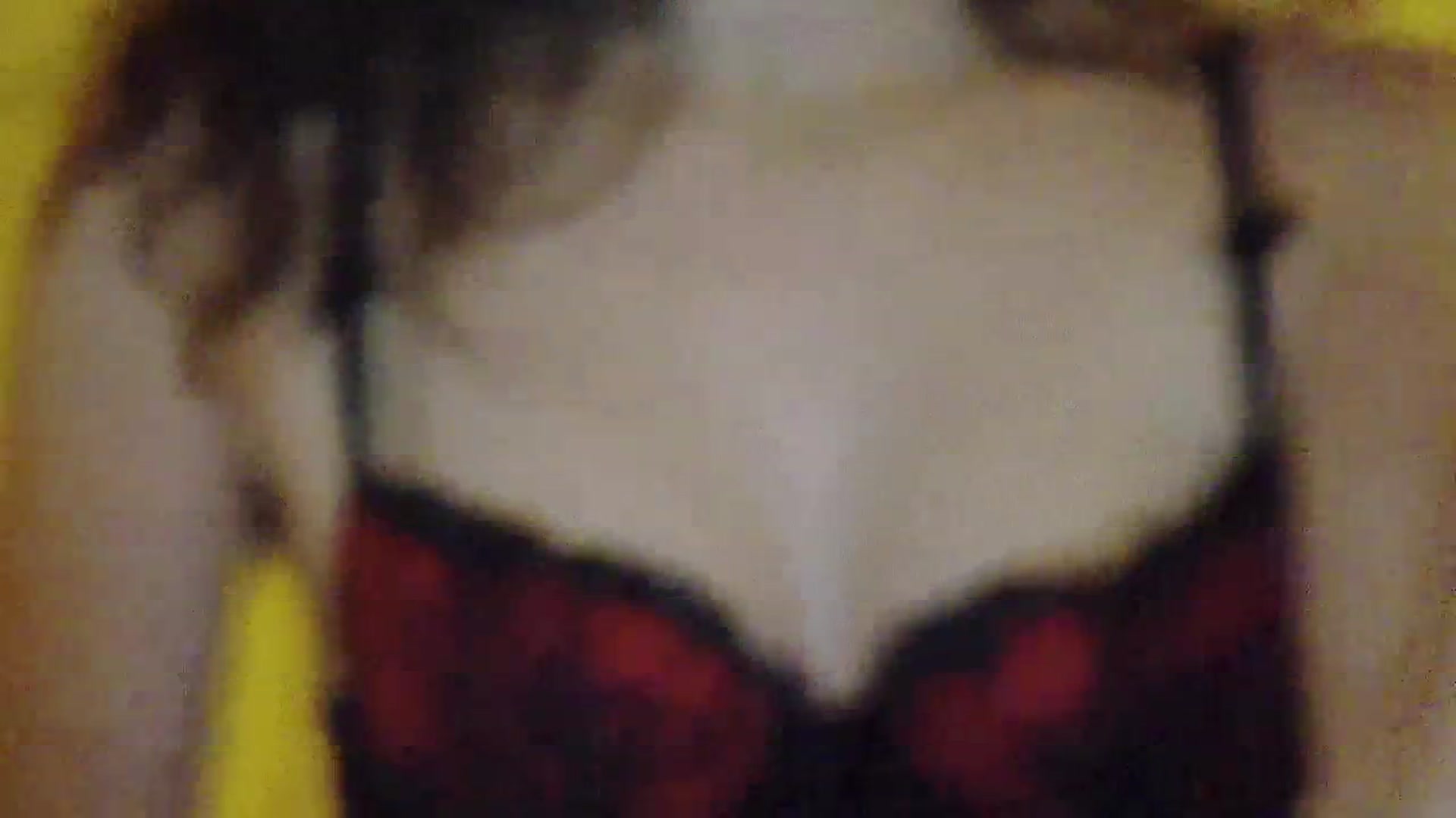 Gallery image thumbnail from porcelaincity's myfreecams stream on, 01/27/2026, 21:31 image 14 of 20