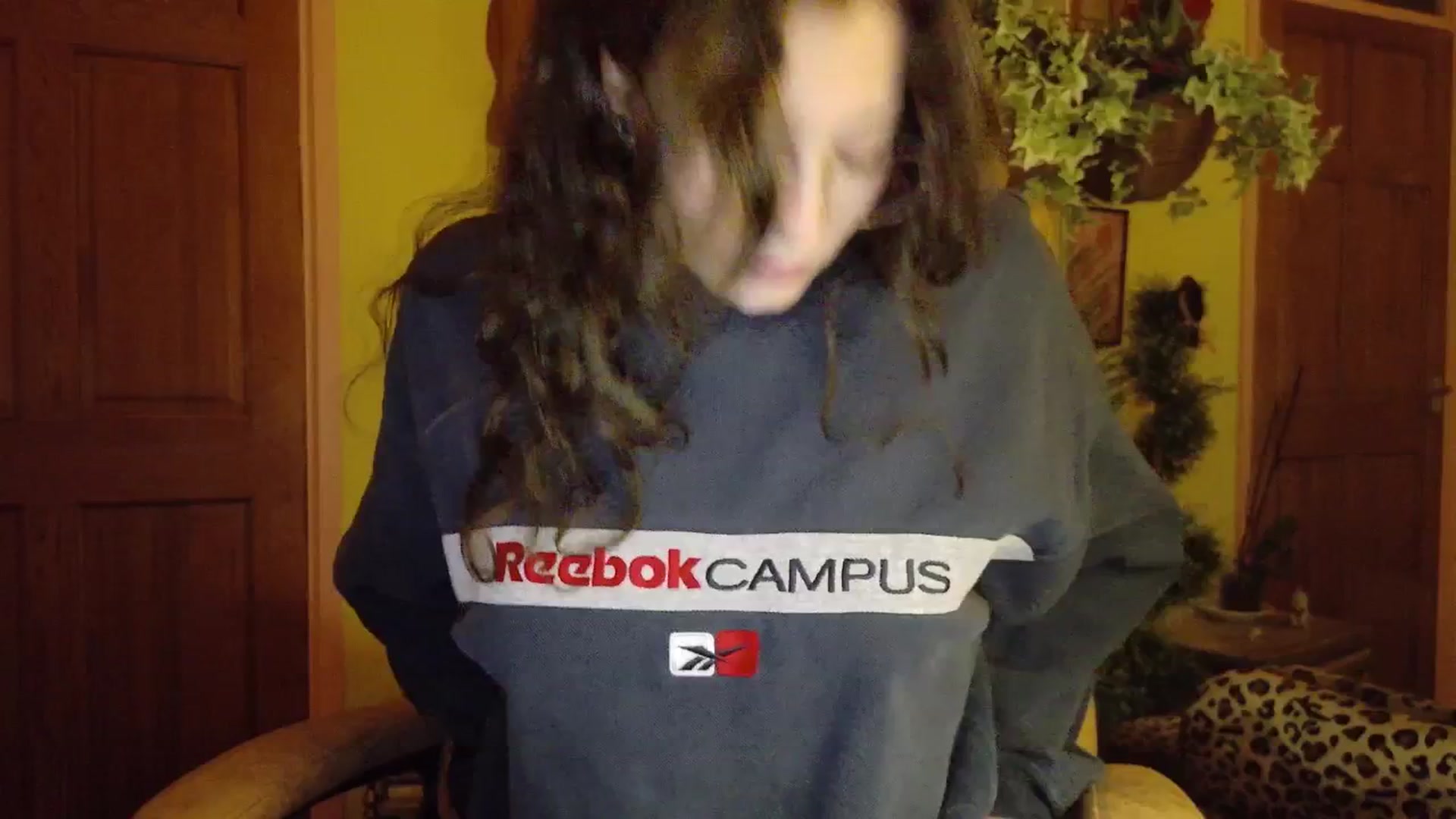 Gallery image thumbnail from porcelaincity's myfreecams stream on, 01/28/2026, 18:14 image 19 of 20