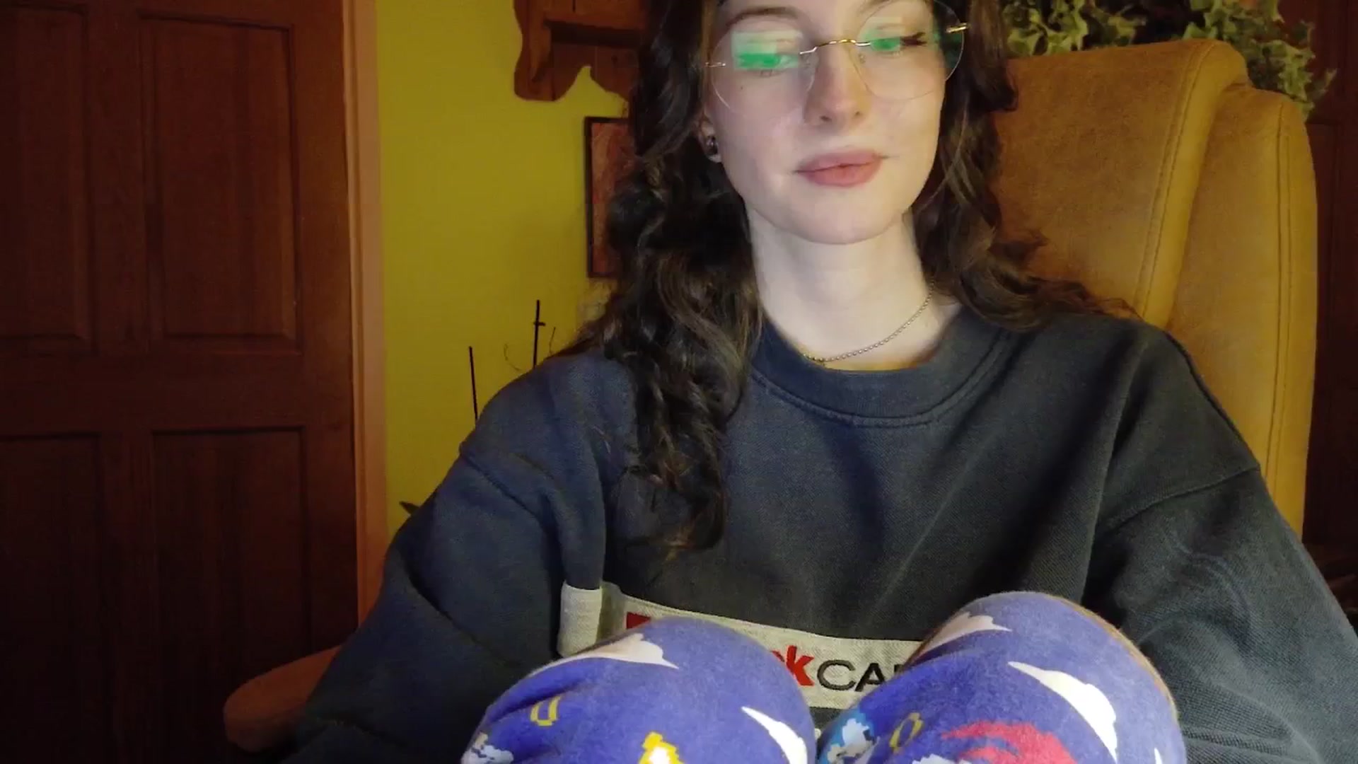 Gallery image thumbnail from porcelaincity's myfreecams stream on, 01/28/2026, 18:14 image 15 of 20