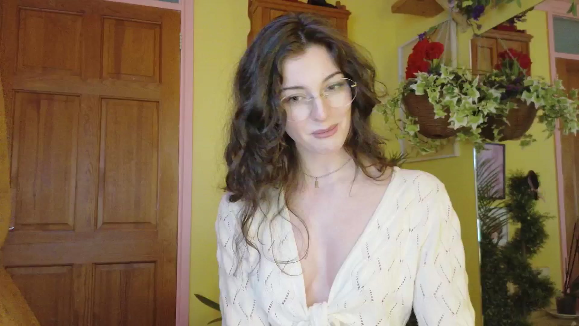 Gallery image thumbnail from porcelaincity's myfreecams stream on, 01/29/2026, 16:27 image 7 of 20