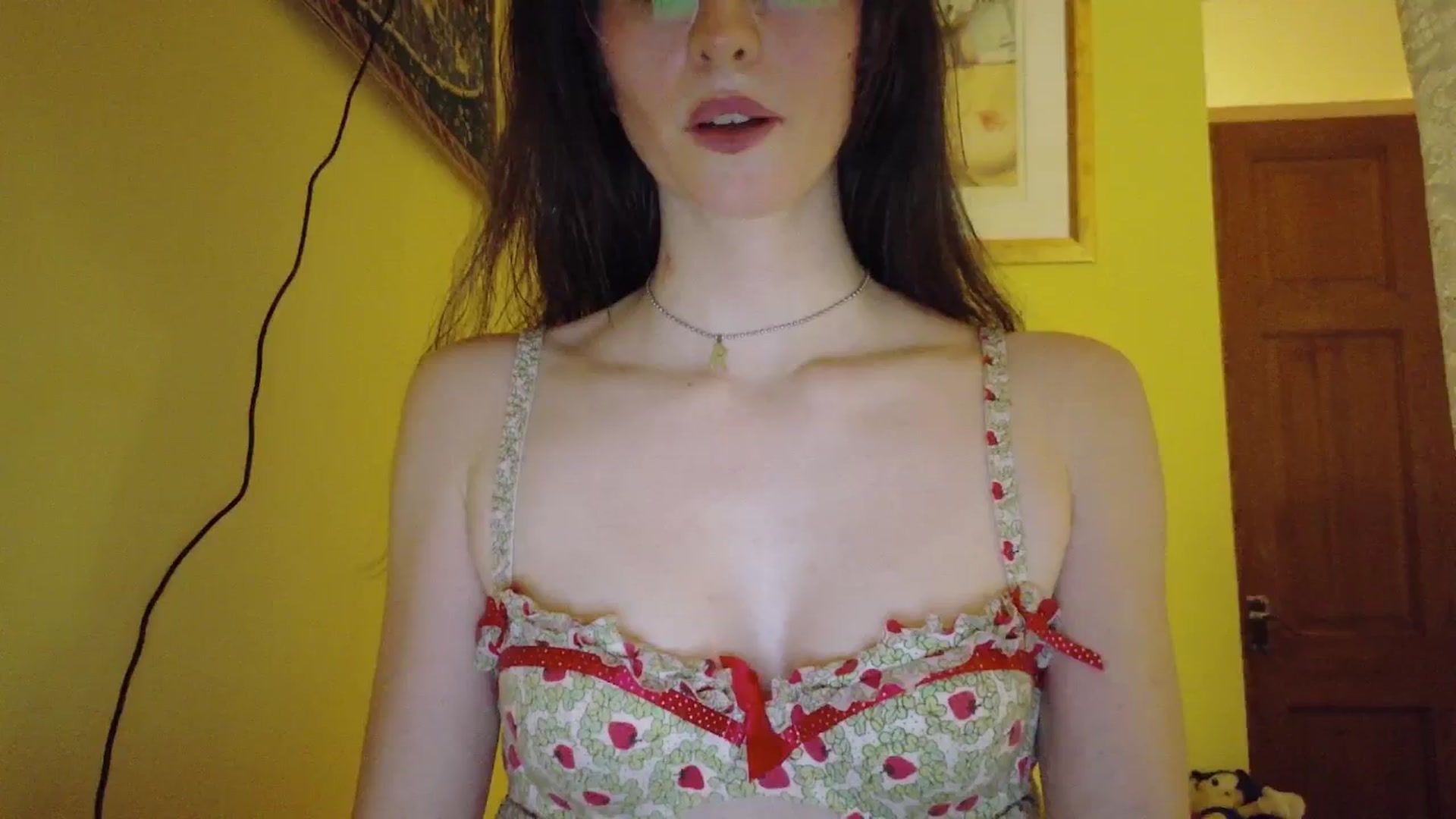 Gallery image thumbnail from porcelaincity's myfreecams stream on, 02/02/2026, 21:58 image 10 of 20