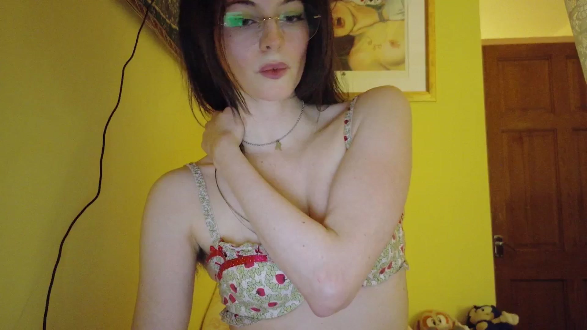 Gallery image thumbnail from porcelaincity's myfreecams stream on, 02/02/2026, 21:58 image 16 of 20