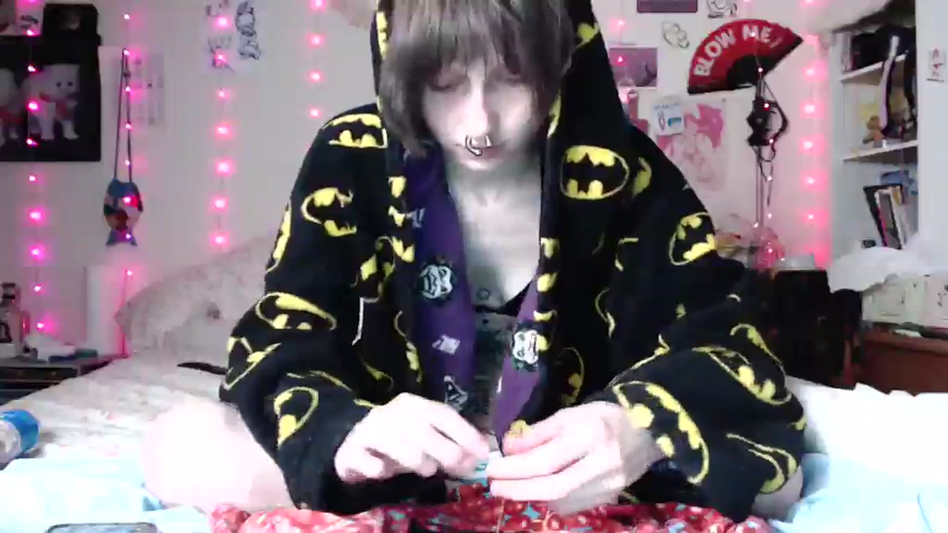 Gallery image thumbnail from poutyangel_'s myfreecams stream on, 06/27/2024, 11:19 image 6 of 20