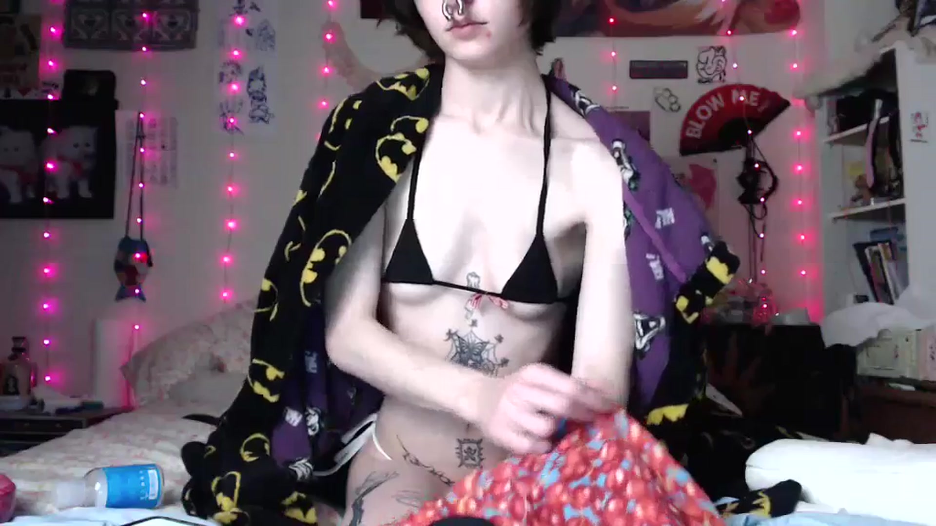 Gallery image thumbnail from poutyangel_'s myfreecams stream on, 06/27/2024, 11:19 image 20 of 20