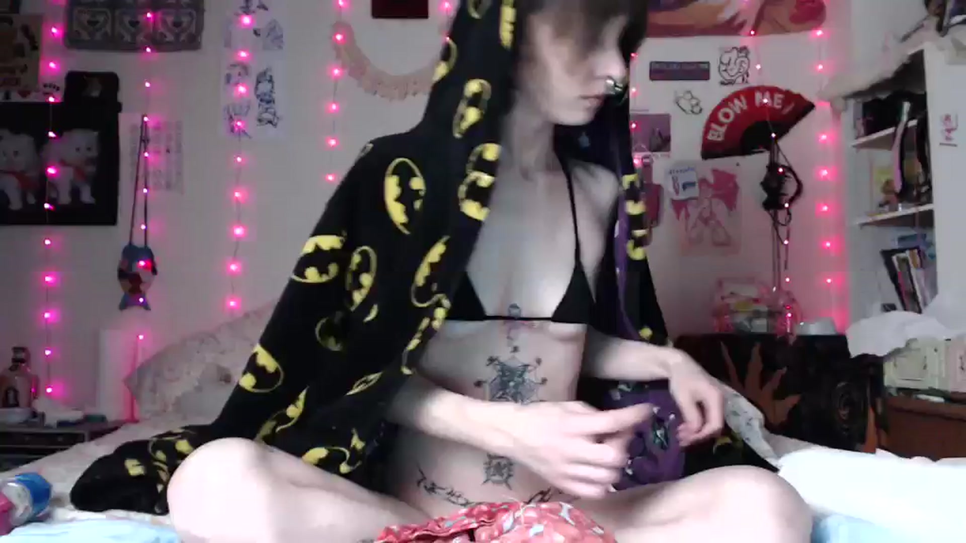 Gallery image thumbnail from poutyangel_'s myfreecams stream on, 06/27/2024, 11:19 image 10 of 20