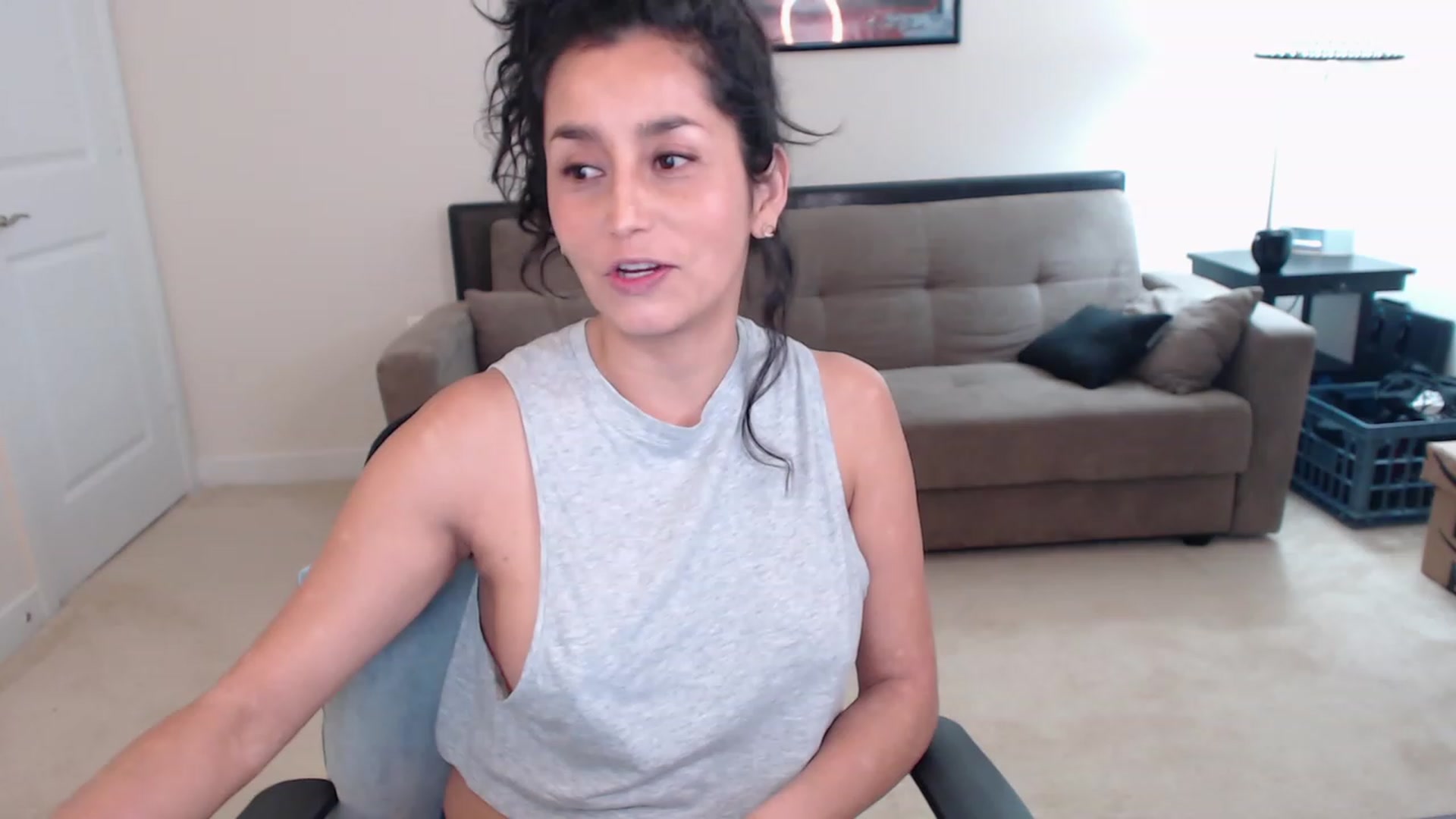 Gallery image thumbnail from ppaprika's myfreecams stream on, 11/28/2022, 04:33 image 9 of 20