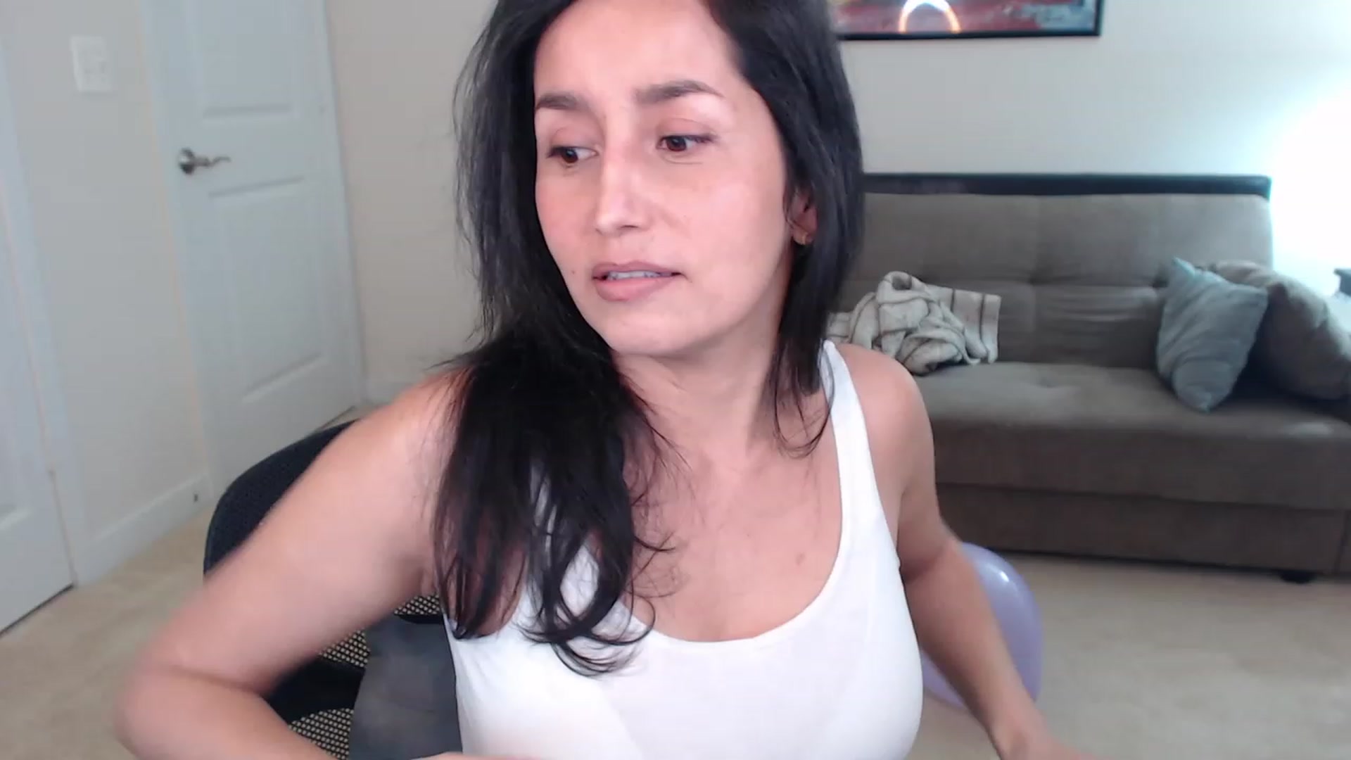 Gallery image thumbnail from ppaprika's myfreecams stream on, 01/23/2023, 02:40 image 10 of 20